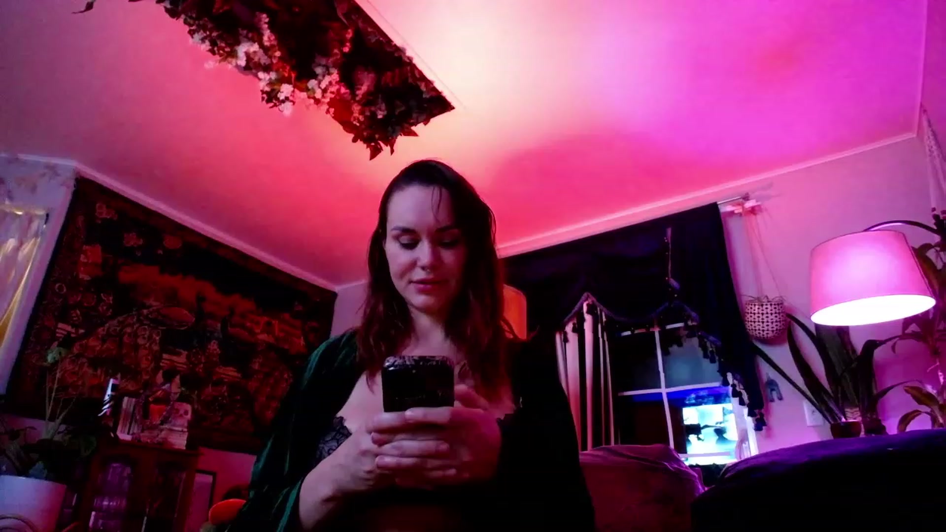 Gallery image thumbnail from TaylorVaughan's myfreecams stream on, 10/03/2023, 03:04 image 9 of 20