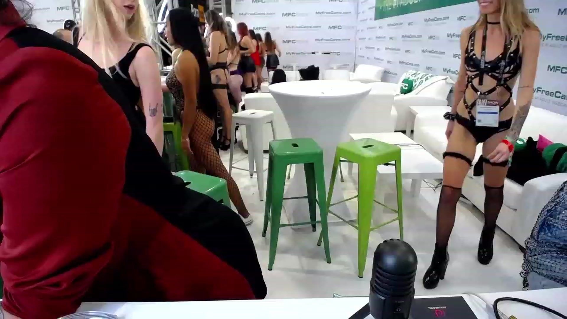 Gallery image thumbnail from TaylorVaughan's myfreecams stream on, 01/25/2024, 24:08 image 13 of 20