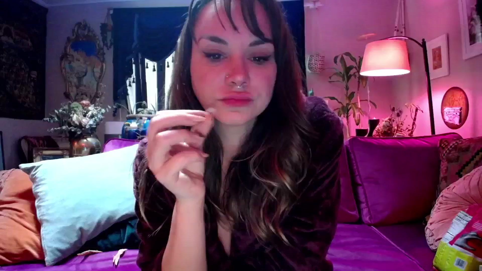 Gallery image thumbnail from TaylorVaughan's myfreecams stream on, 01/29/2024, 21:30 image 17 of 20