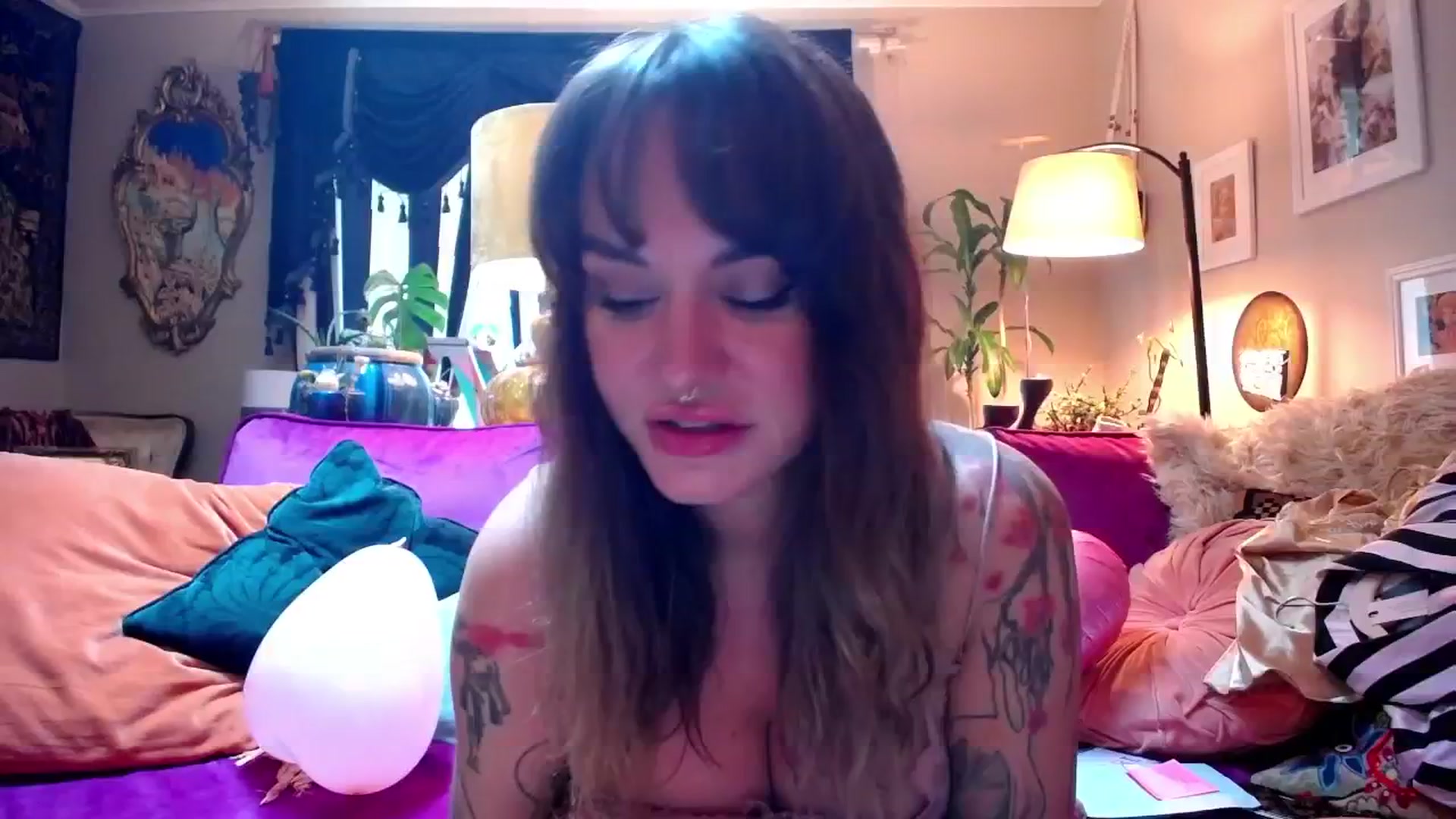 Gallery image thumbnail from TaylorVaughan's myfreecams stream on, 02/14/2024, 20:43 image 17 of 20