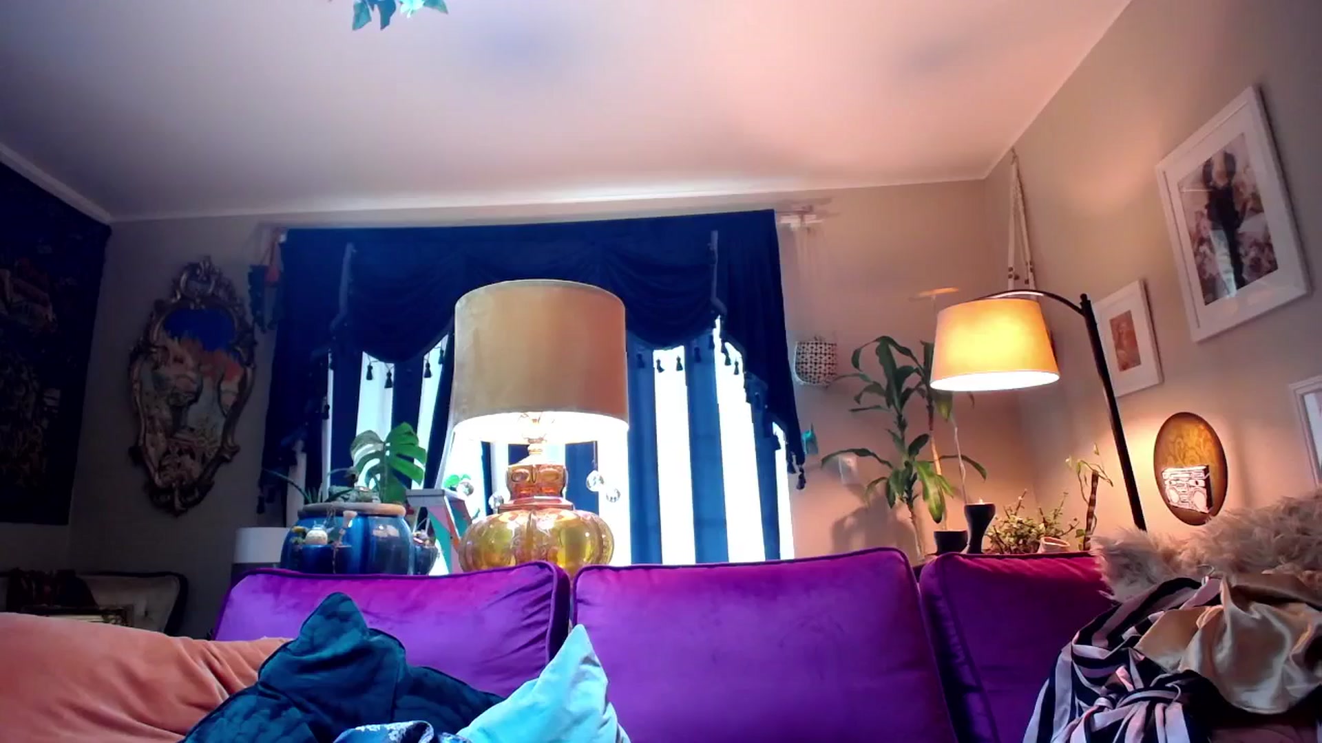 Gallery image thumbnail from TaylorVaughan's myfreecams stream on, 02/14/2024, 20:43 image 8 of 20