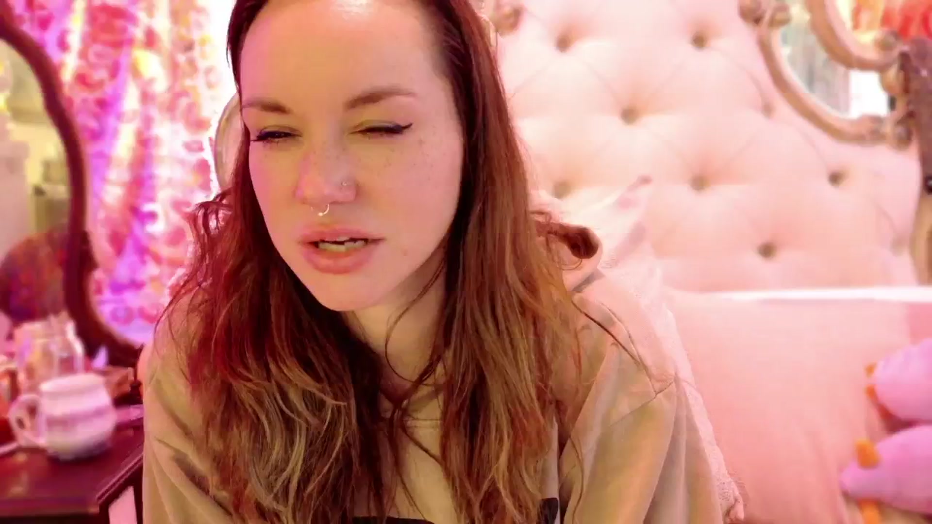 Gallery image thumbnail from TaylorVaughan's myfreecams stream on, 10/02/2024, 19:32 image 9 of 20