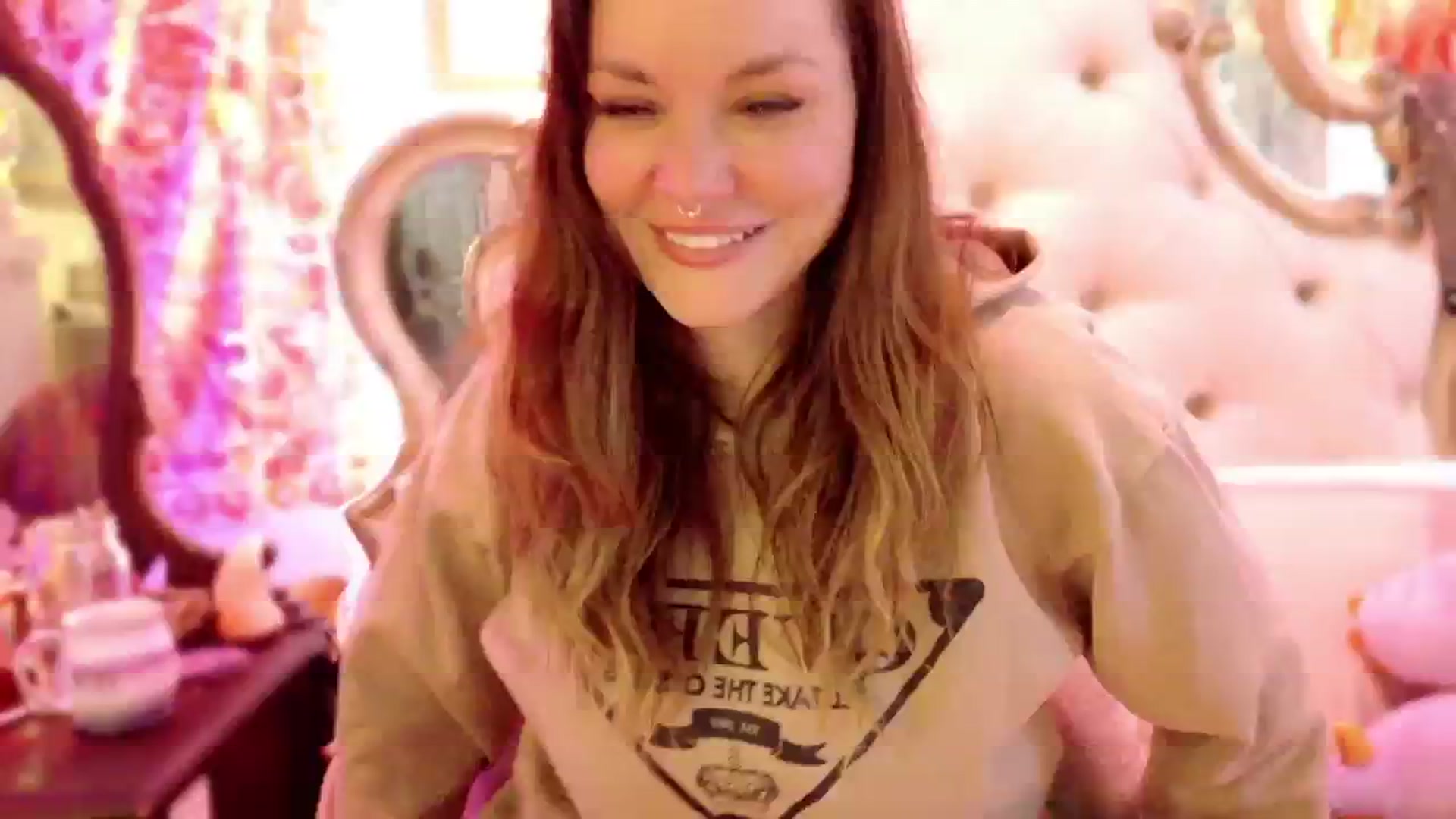Gallery image thumbnail from TaylorVaughan's myfreecams stream on, 10/02/2024, 19:32 image 13 of 20