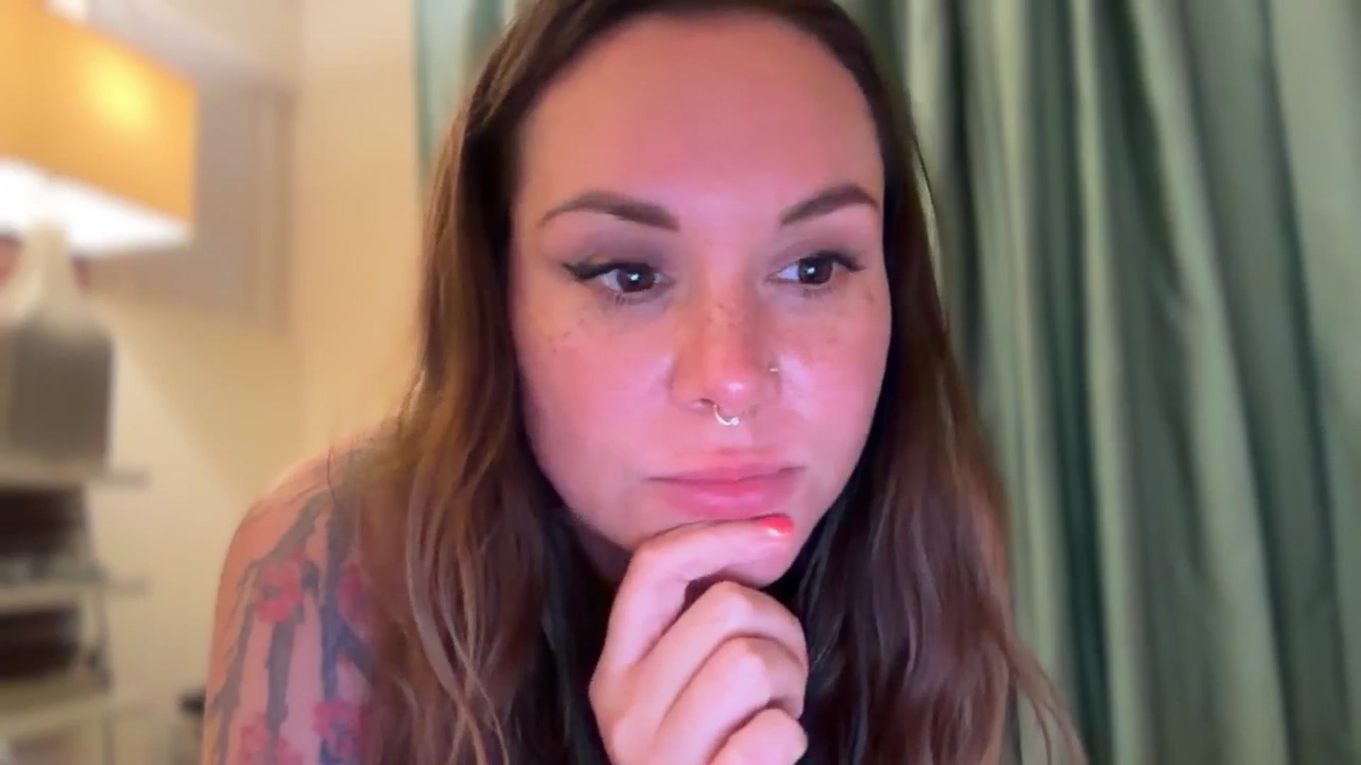 Gallery image thumbnail from TaylorVaughan's myfreecams stream on, 12/10/2024, 24:04 image 15 of 20