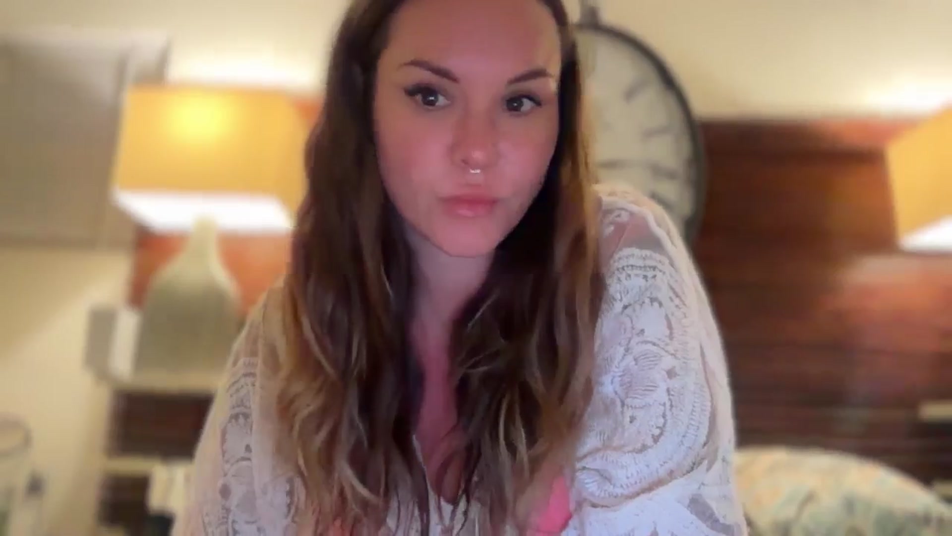 Gallery image thumbnail from TaylorVaughan's myfreecams stream on, 12/10/2024, 24:04 image 4 of 20
