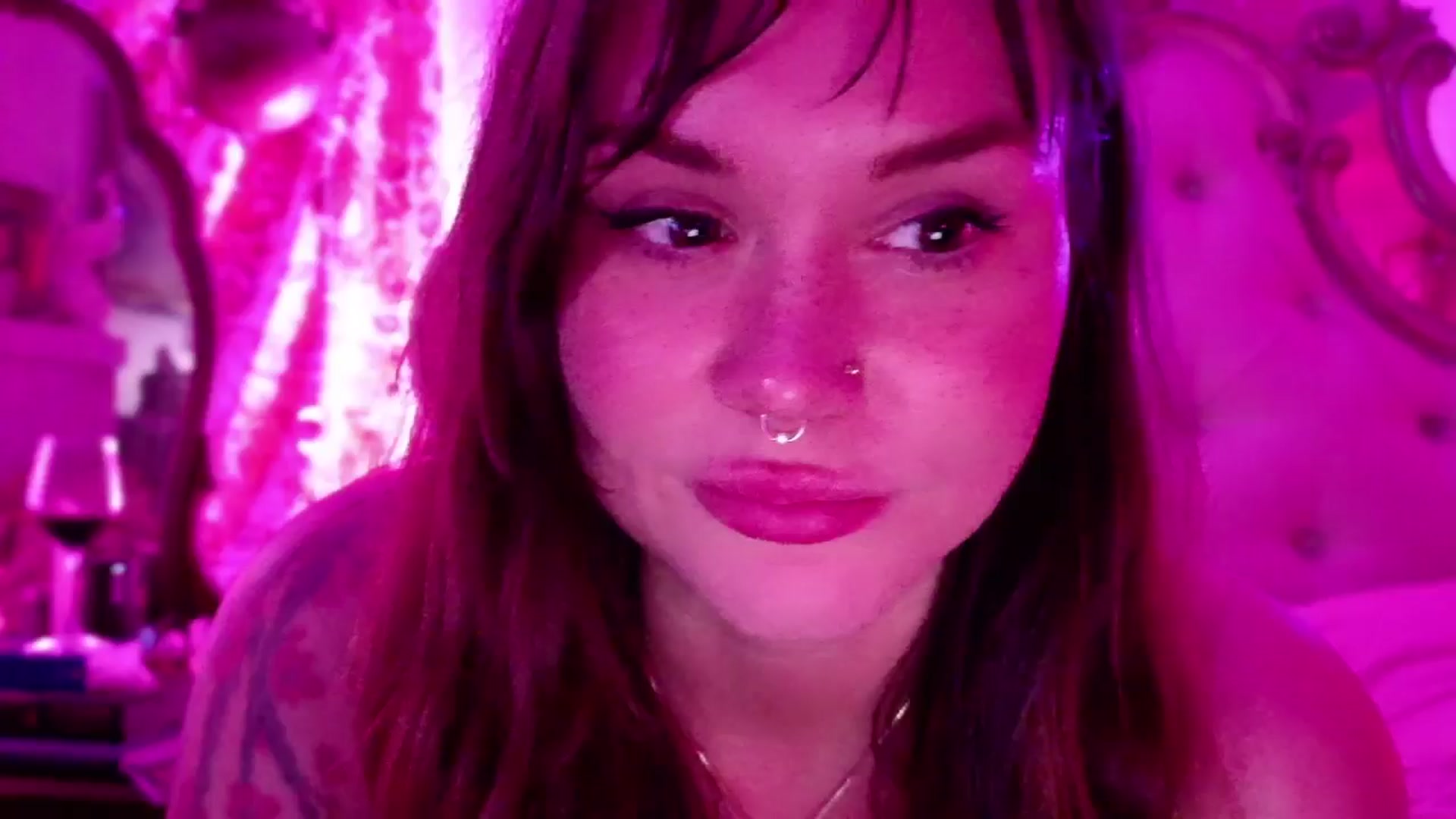 Gallery image thumbnail from TaylorVaughan's myfreecams stream on, 03/17/2025, 03:42 image 17 of 20