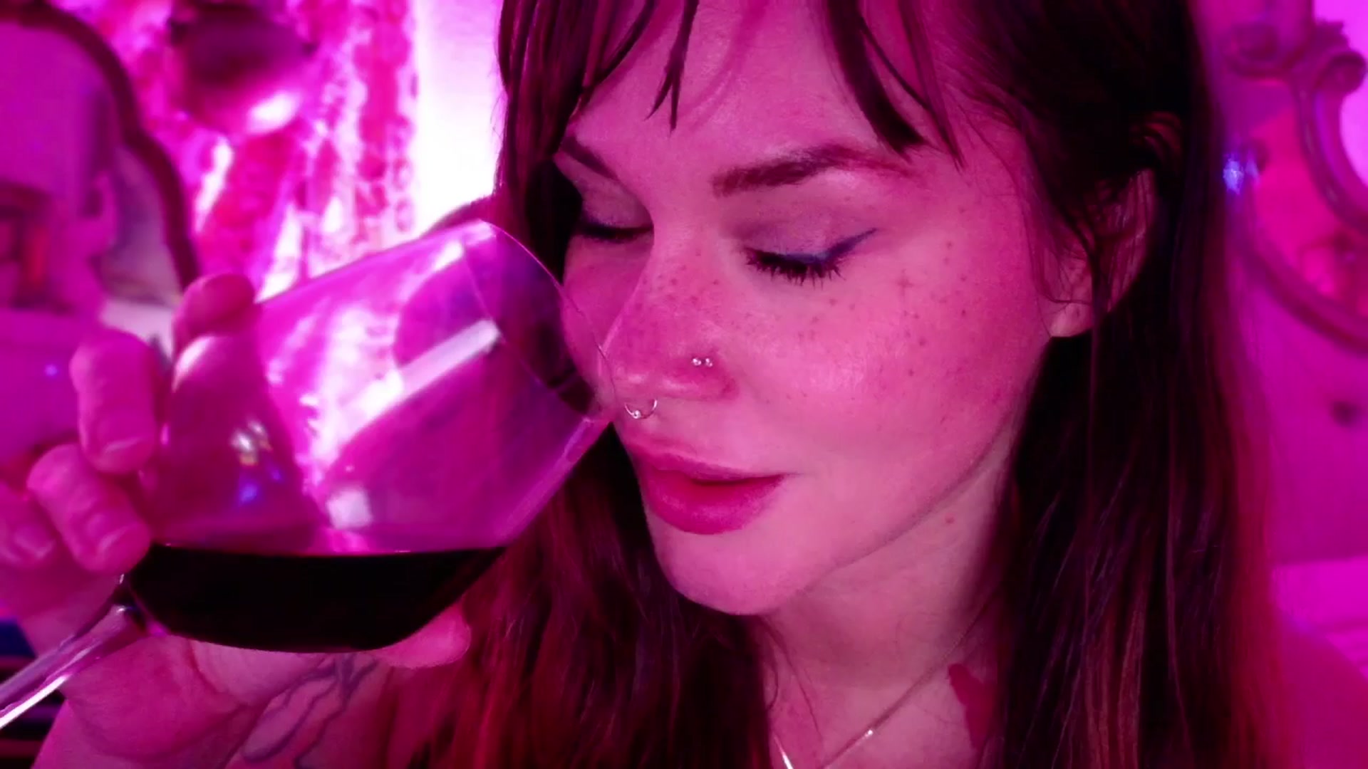 Gallery image thumbnail from TaylorVaughan's myfreecams stream on, 03/17/2025, 03:42 image 13 of 20