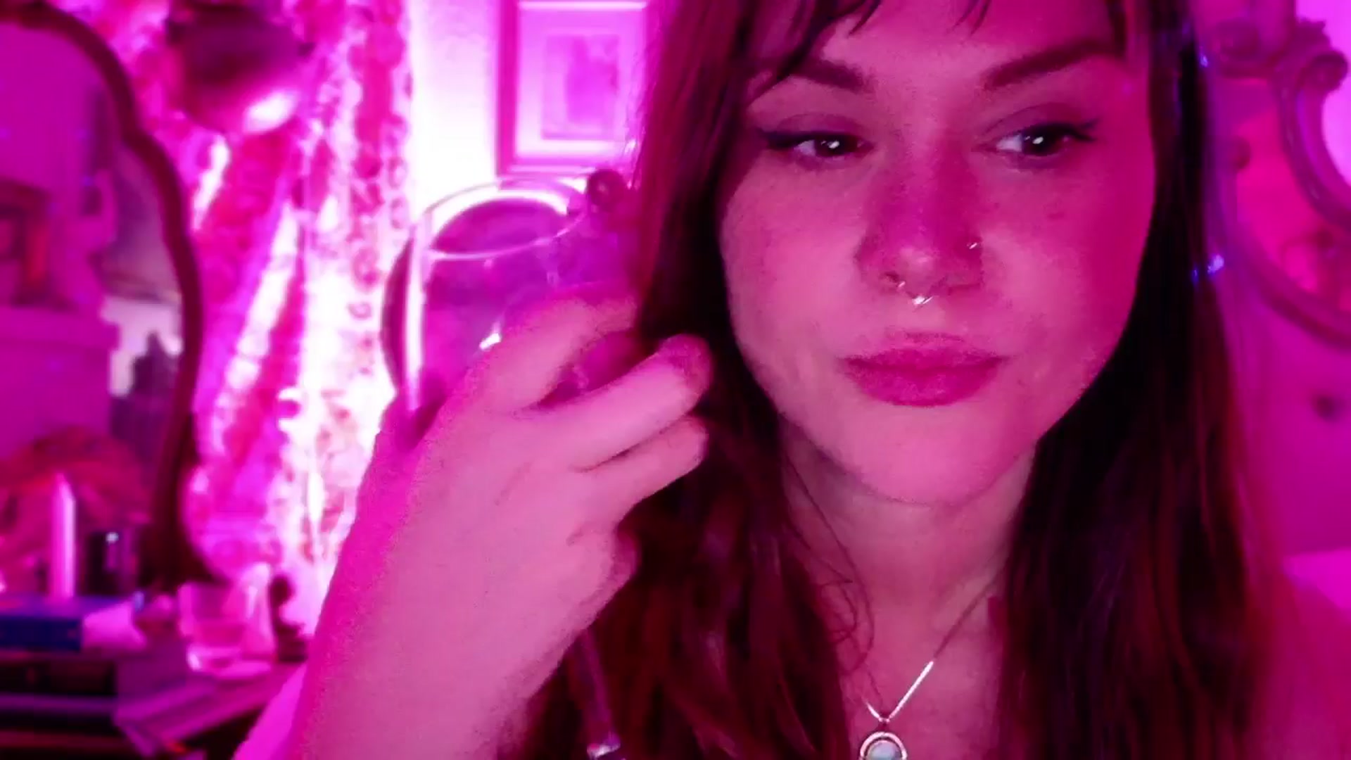 Gallery image thumbnail from TaylorVaughan's myfreecams stream on, 03/17/2025, 03:42 image 14 of 20