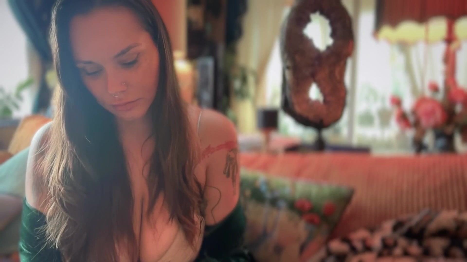 Gallery image thumbnail from TaylorVaughan's myfreecams stream on, 11/09/2025, 23:26 image 14 of 20