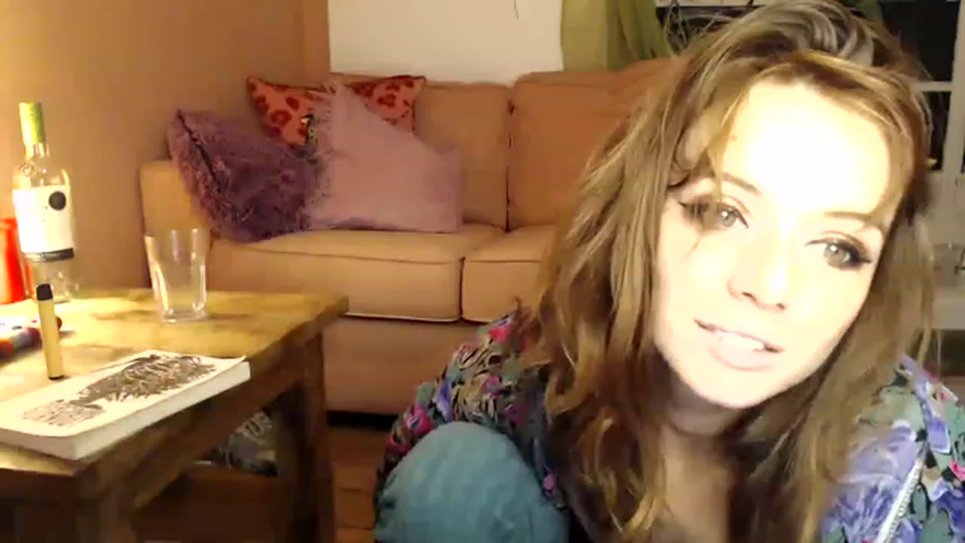 Gallery image thumbnail from Taylor_tinker's myfreecams stream on, 11/22/2022, 21:34 image 17 of 20