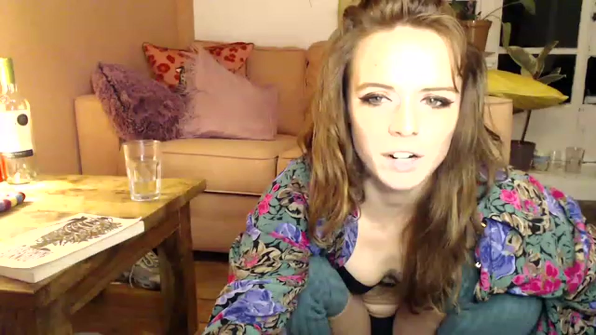 Gallery image thumbnail from Taylor_tinker's myfreecams stream on, 11/22/2022, 21:34 image 7 of 20