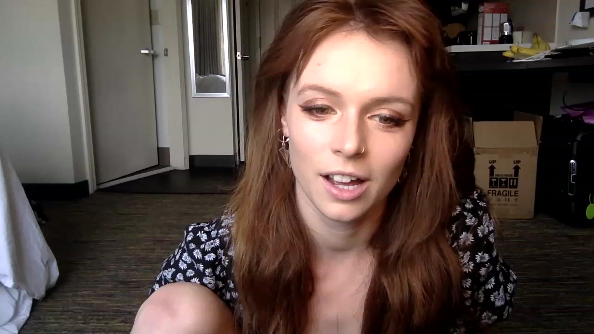 Gallery image thumbnail from Taylor_tinker's myfreecams stream on, 05/10/2023, 21:32 image 17 of 20