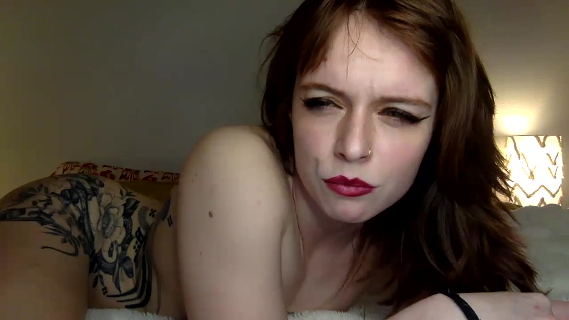 Gallery image thumbnail from Taylor_tinker's myfreecams stream on, 12/24/2023, 04:39 image 8 of 20