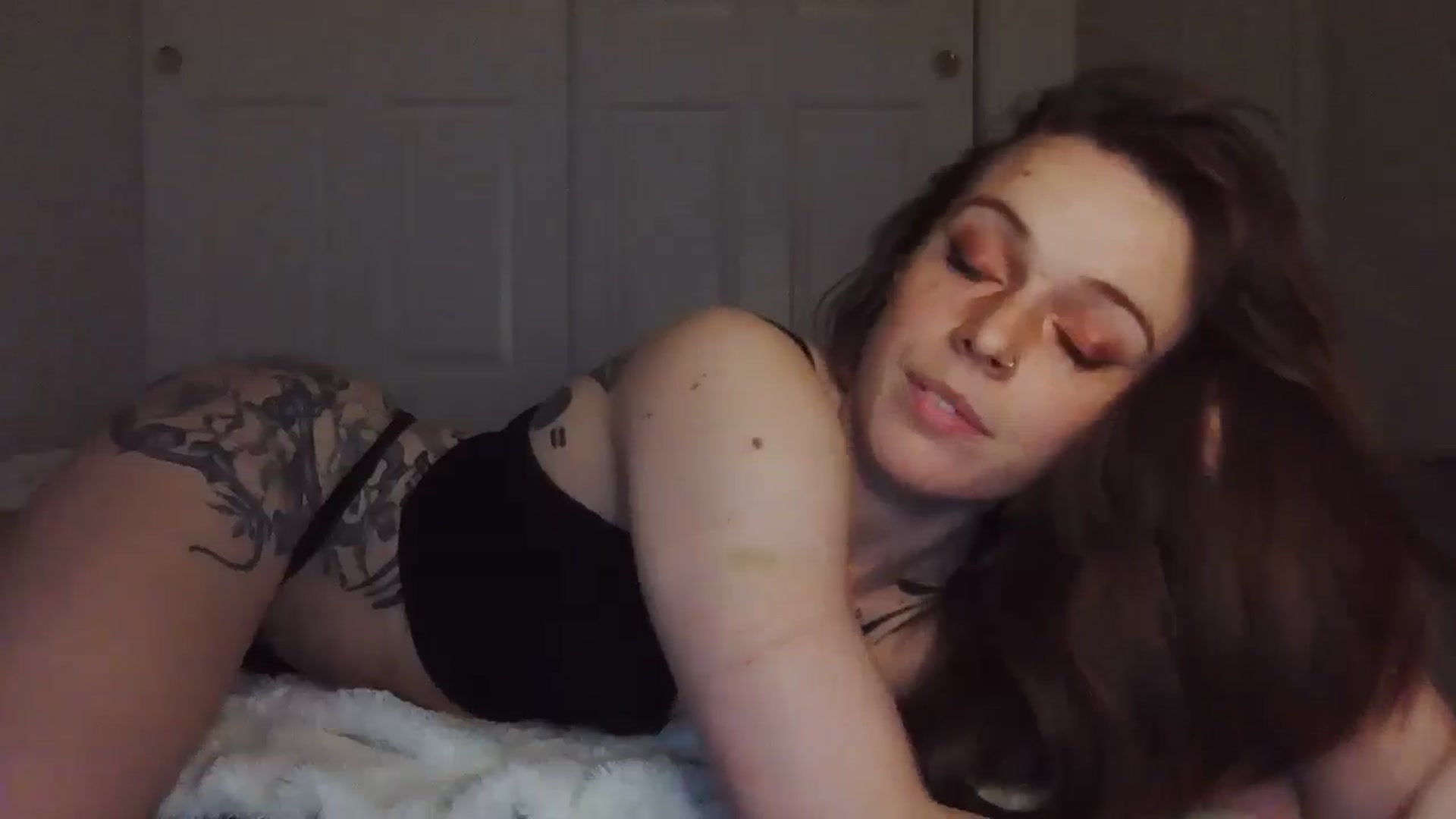 Gallery image thumbnail from Taylor_tinker's myfreecams stream on, 05/30/2024, 03:14 image 13 of 20