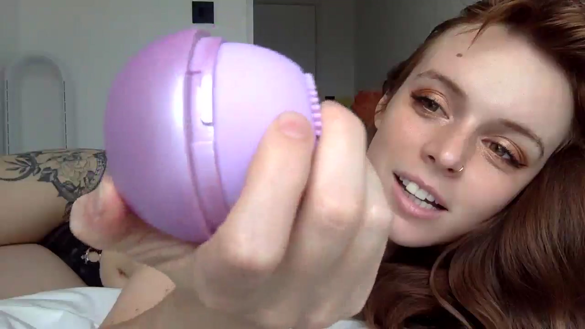 Gallery image thumbnail from Taylor_tinker's myfreecams stream on, 07/25/2024, 15:34 image 4 of 20
