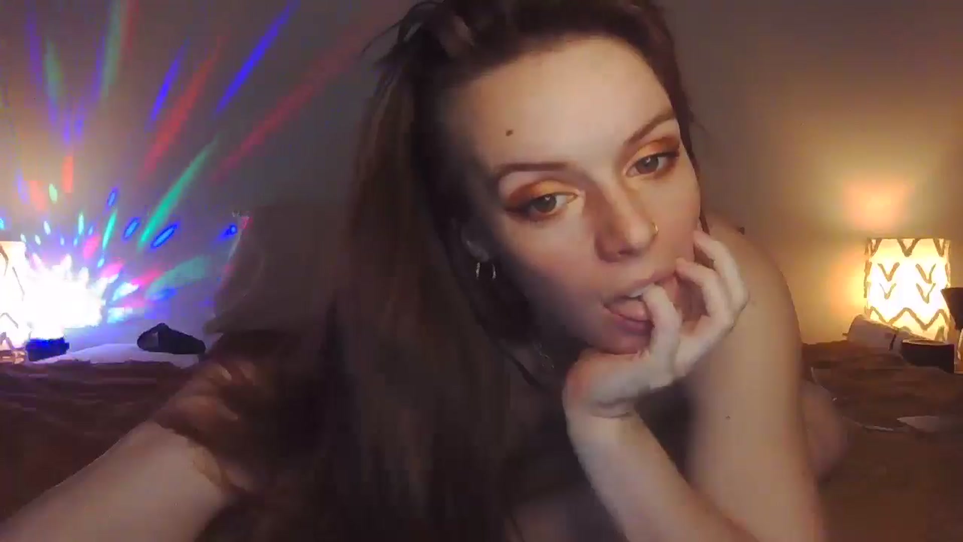 Gallery image thumbnail from Taylor_tinker's myfreecams stream on, 10/28/2024, 06:10 image 15 of 20