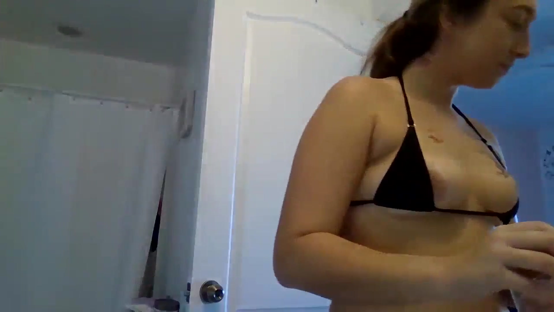 Gallery image thumbnail from Taylorgirl19's myfreecams stream on, 11/02/2023, 16:27 image 12 of 20