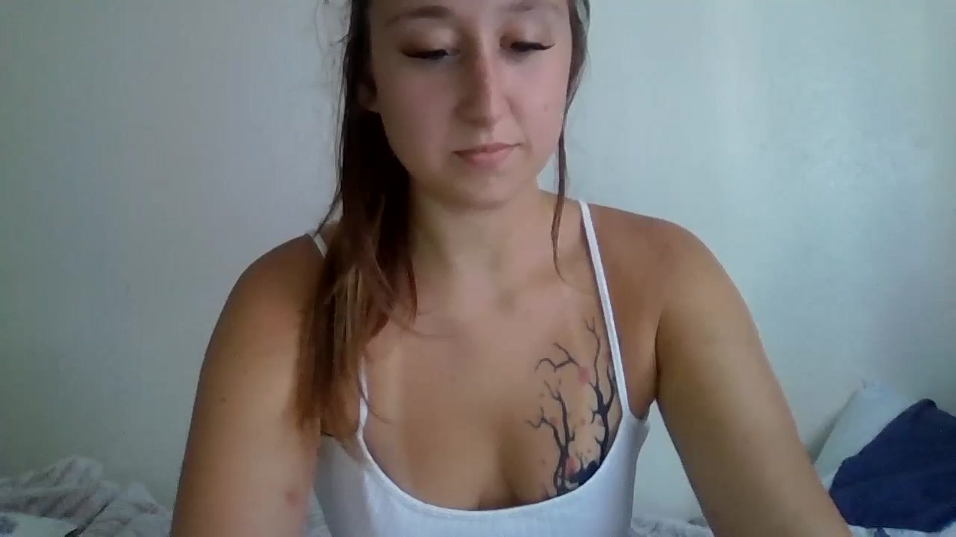 Gallery image thumbnail from Taylorgirl19's myfreecams stream on, 09/08/2024, 17:41 image 1 of 20