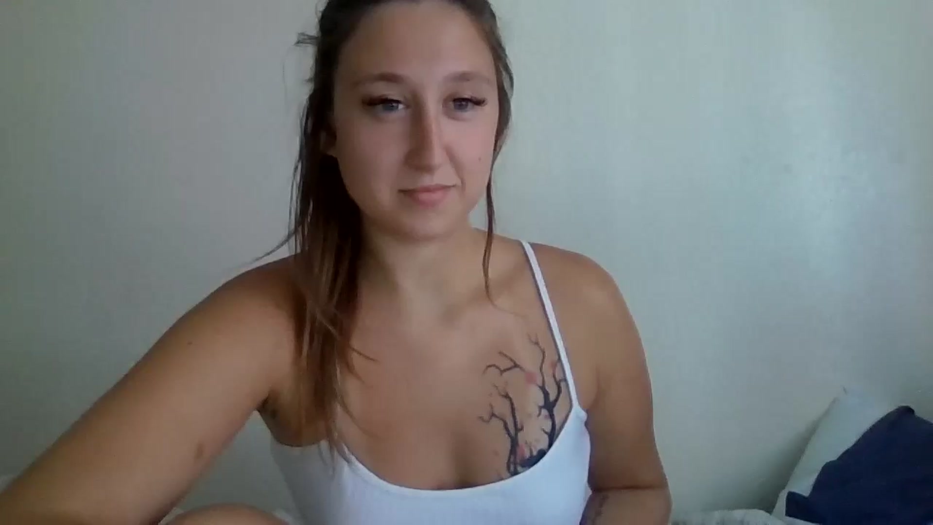 Gallery image thumbnail from Taylorgirl19's myfreecams stream on, 09/08/2024, 17:41 image 14 of 20