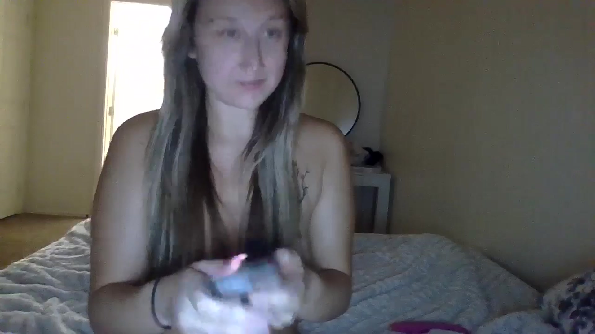 Gallery image thumbnail from Taylorgirl19's myfreecams stream on, 10/01/2024, 01:24 image 19 of 20
