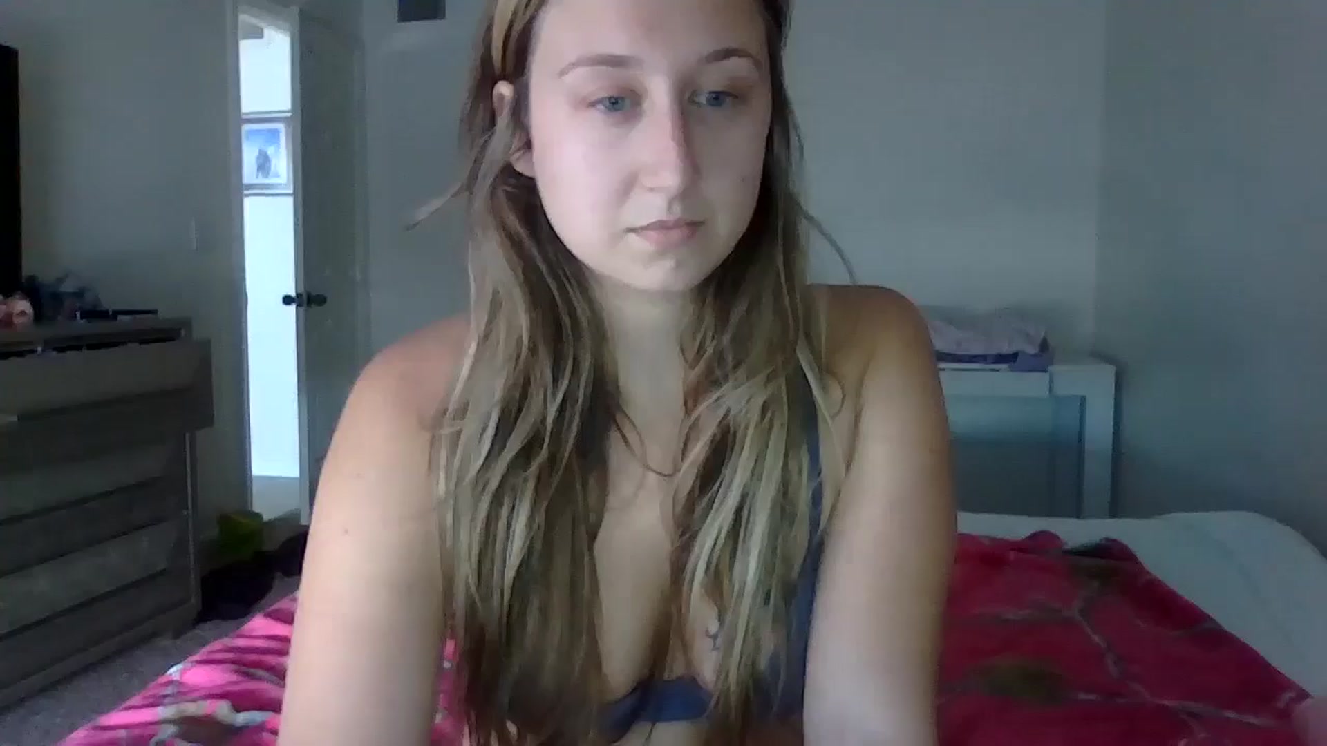 Gallery image thumbnail from Taylorgirl19's myfreecams stream on, 11/04/2024, 21:10 image 15 of 20