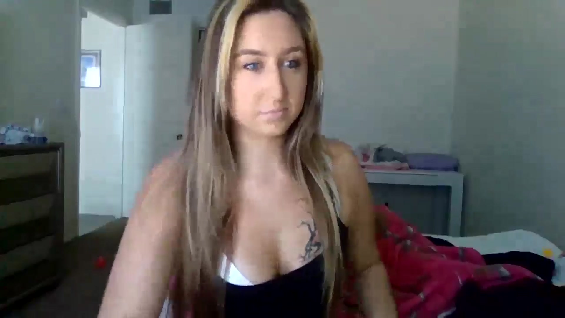 Gallery image thumbnail from Taylorgirl19's myfreecams stream on, 11/25/2024, 19:02 image 8 of 20