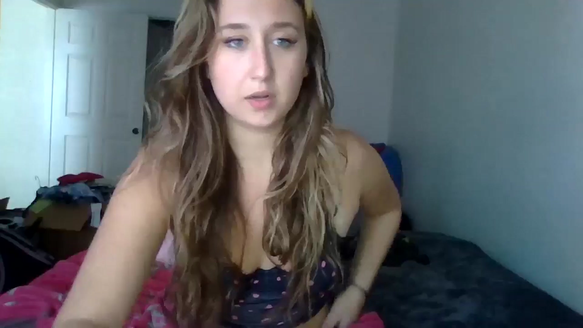 Gallery image thumbnail from Taylorgirl19's myfreecams stream on, 01/01/2025, 20:52 image 19 of 20