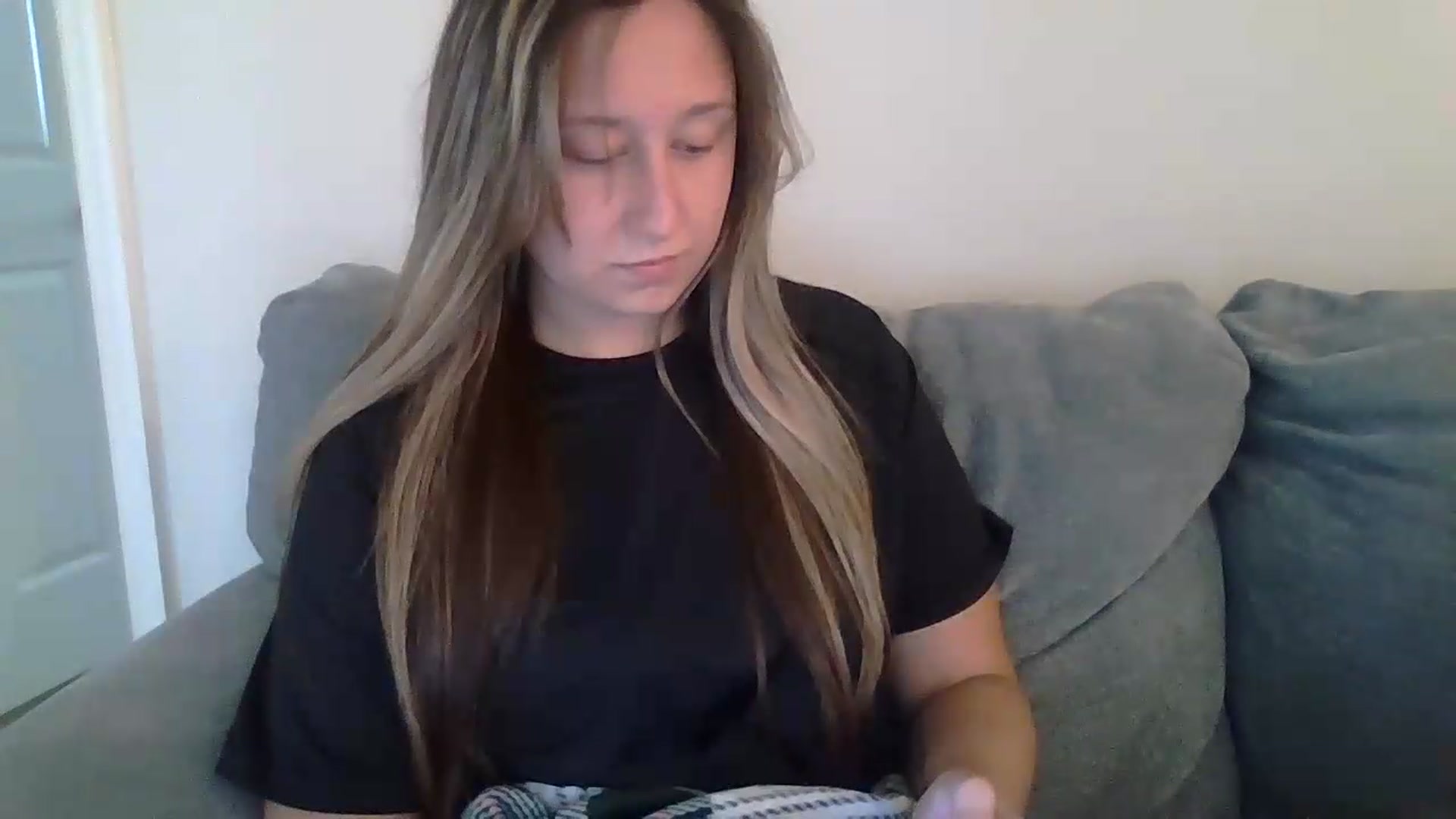 Gallery image thumbnail from Taylorgirl19's myfreecams stream on, 06/16/2026, 18:21 image 3 of 20