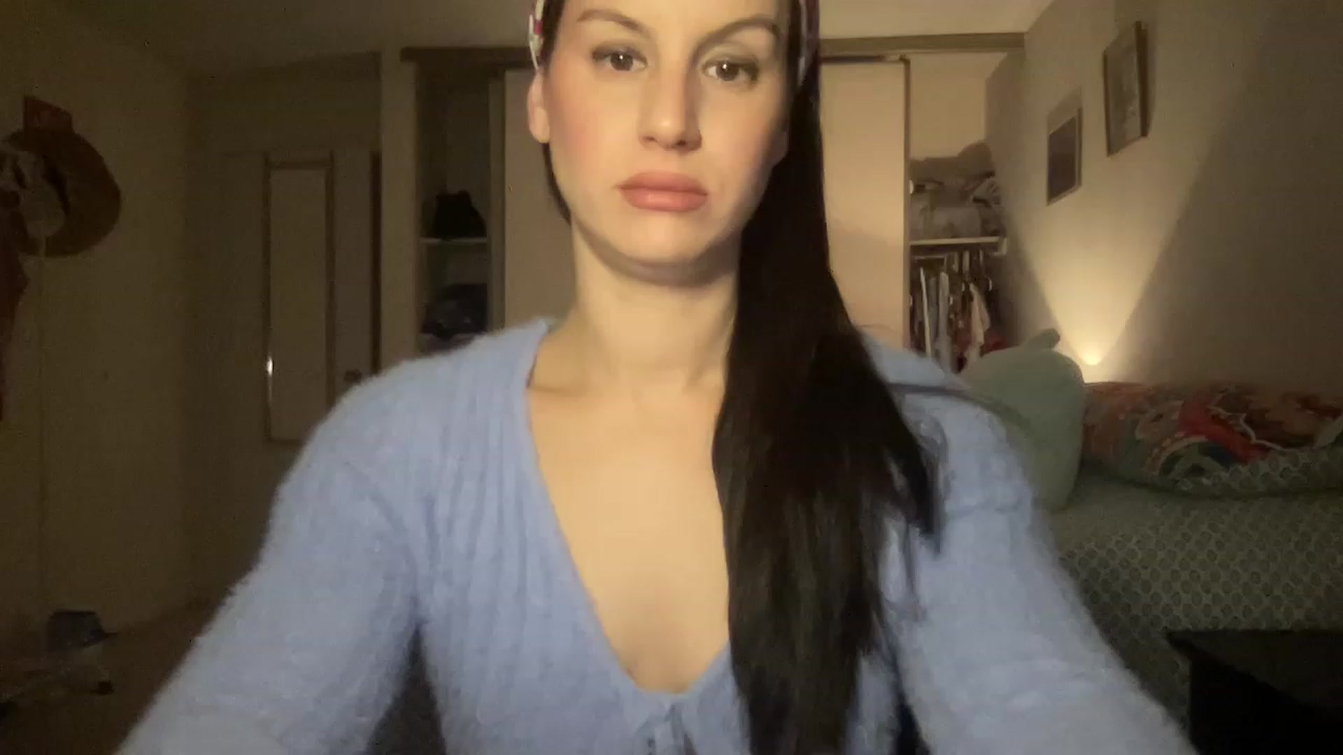 Gallery image thumbnail from Taylorrayson's myfreecams stream on, 12/31/2022, 13:17 image 12 of 20