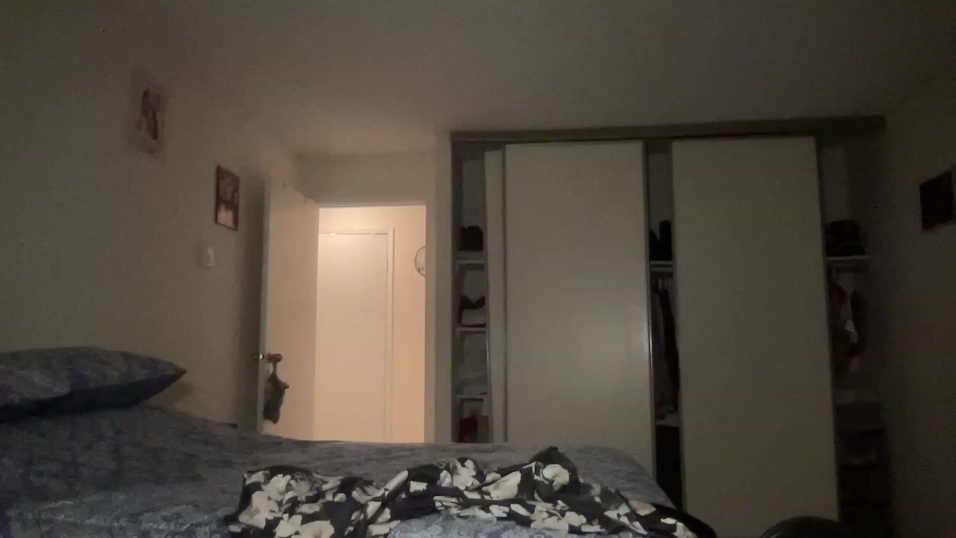 Gallery image thumbnail from Taylorrayson's myfreecams stream on, 06/12/2023, 24:10 image 1 of 20