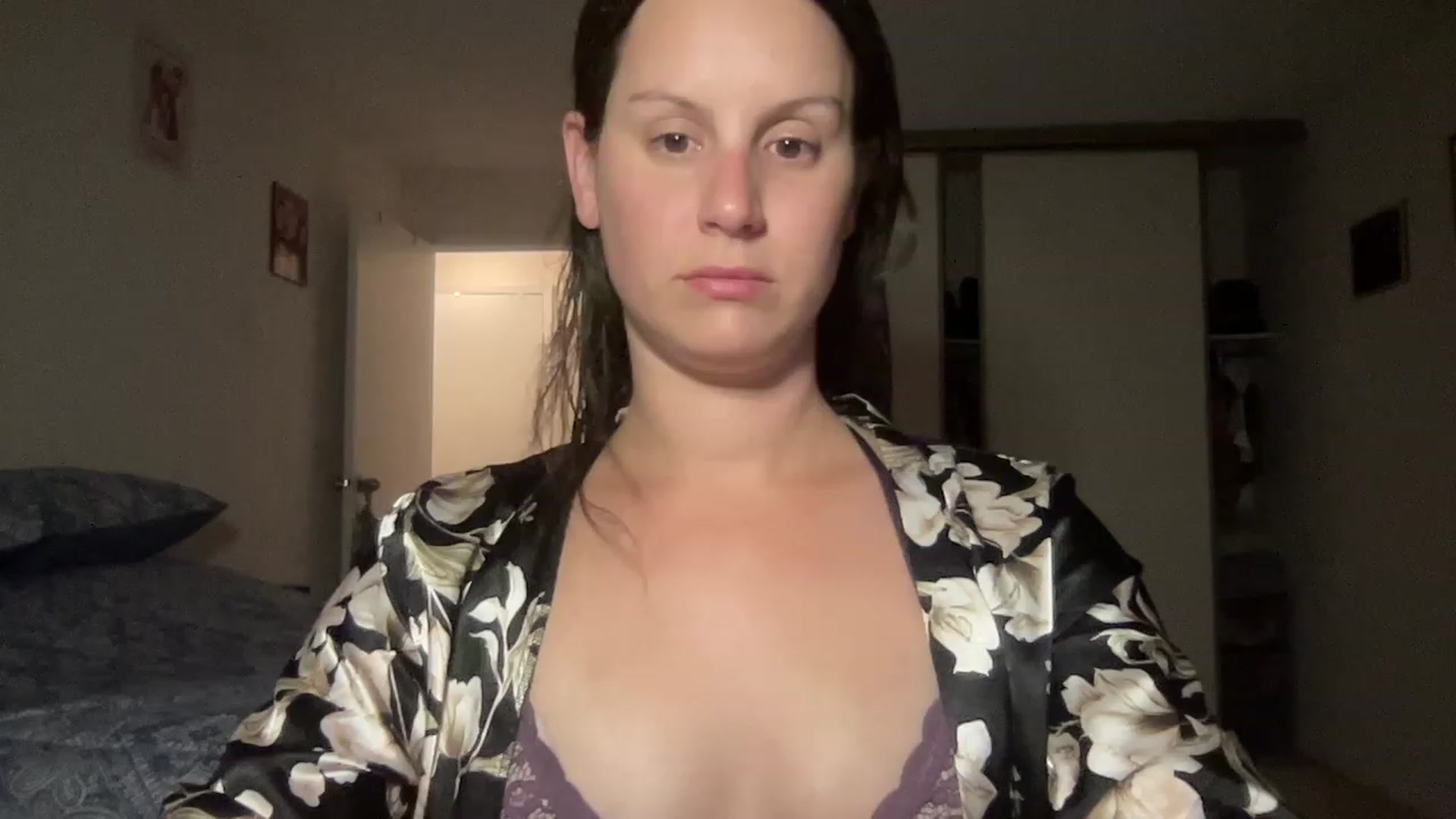 Gallery image thumbnail from Taylorrayson's myfreecams stream on, 06/12/2023, 24:10 image 15 of 20