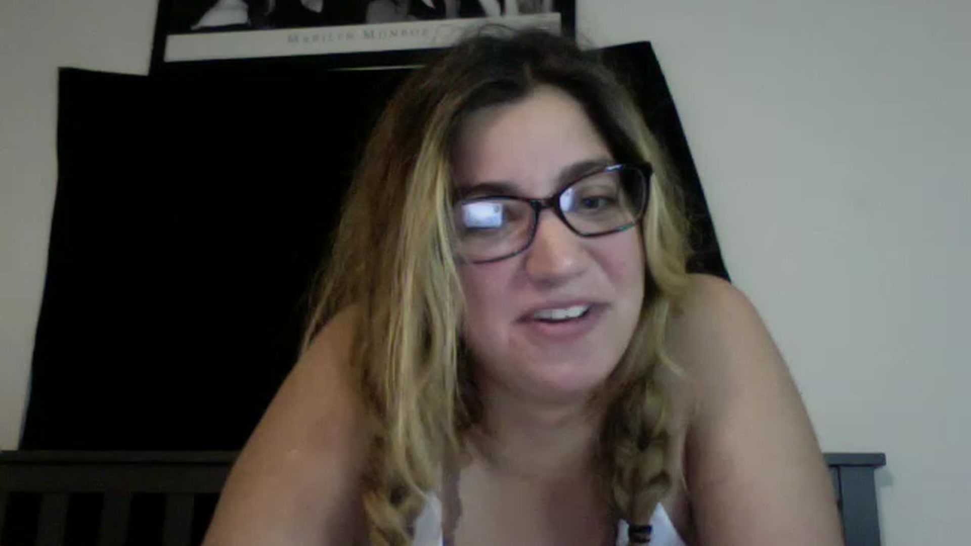 Gallery image thumbnail from Taytaybae27's myfreecams stream on, 12/01/2022, 08:11 image 13 of 20