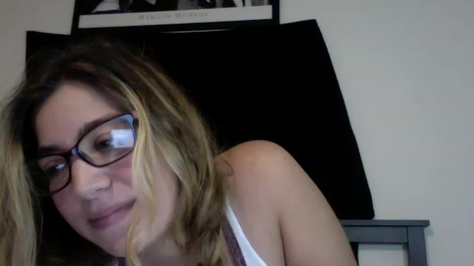 Gallery image thumbnail from Taytaybae27's myfreecams stream on, 12/01/2022, 08:11 image 12 of 20