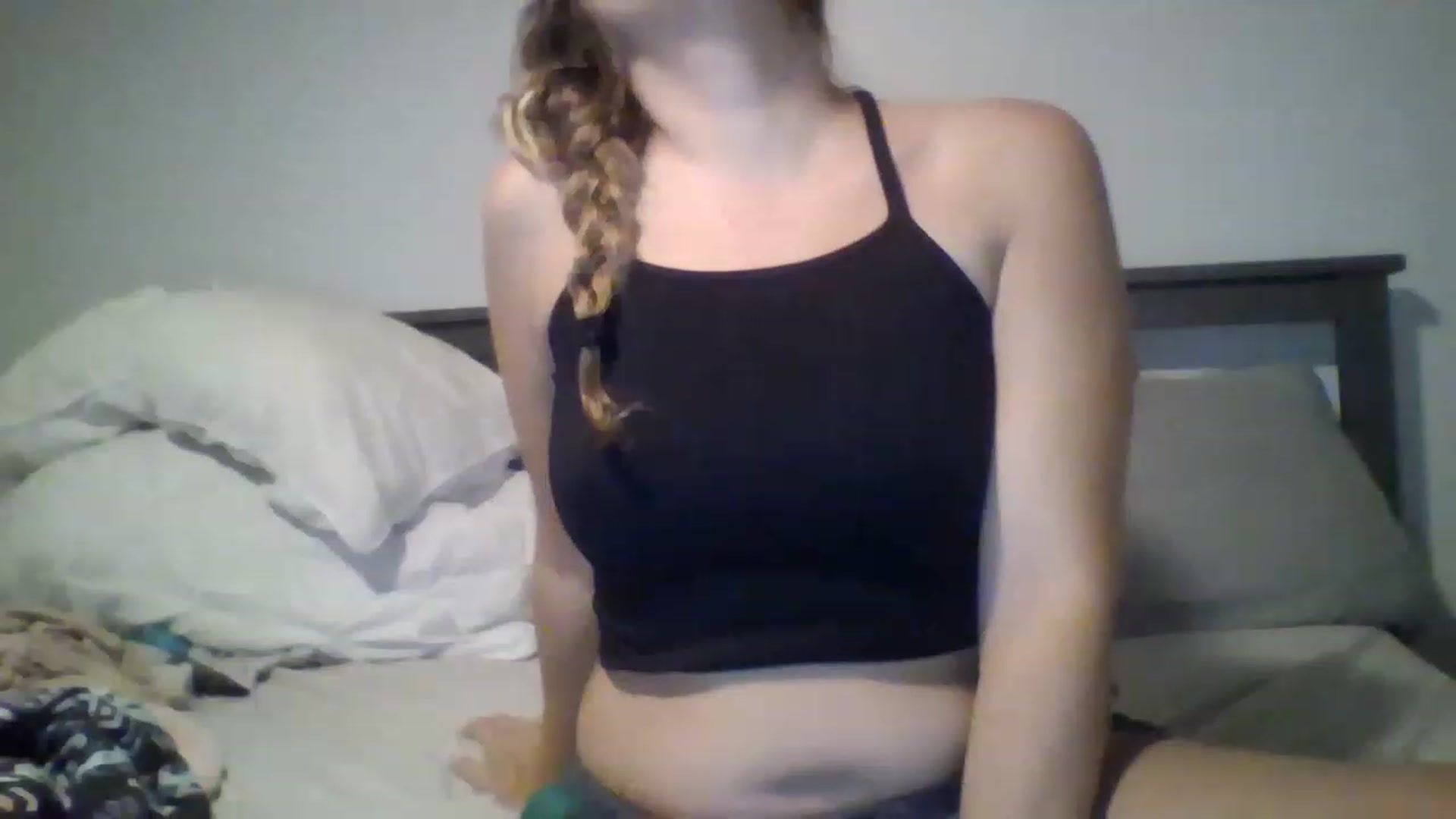 Gallery image thumbnail from Taytaybae27's myfreecams stream on, 05/10/2023, 05:59 image 10 of 20
