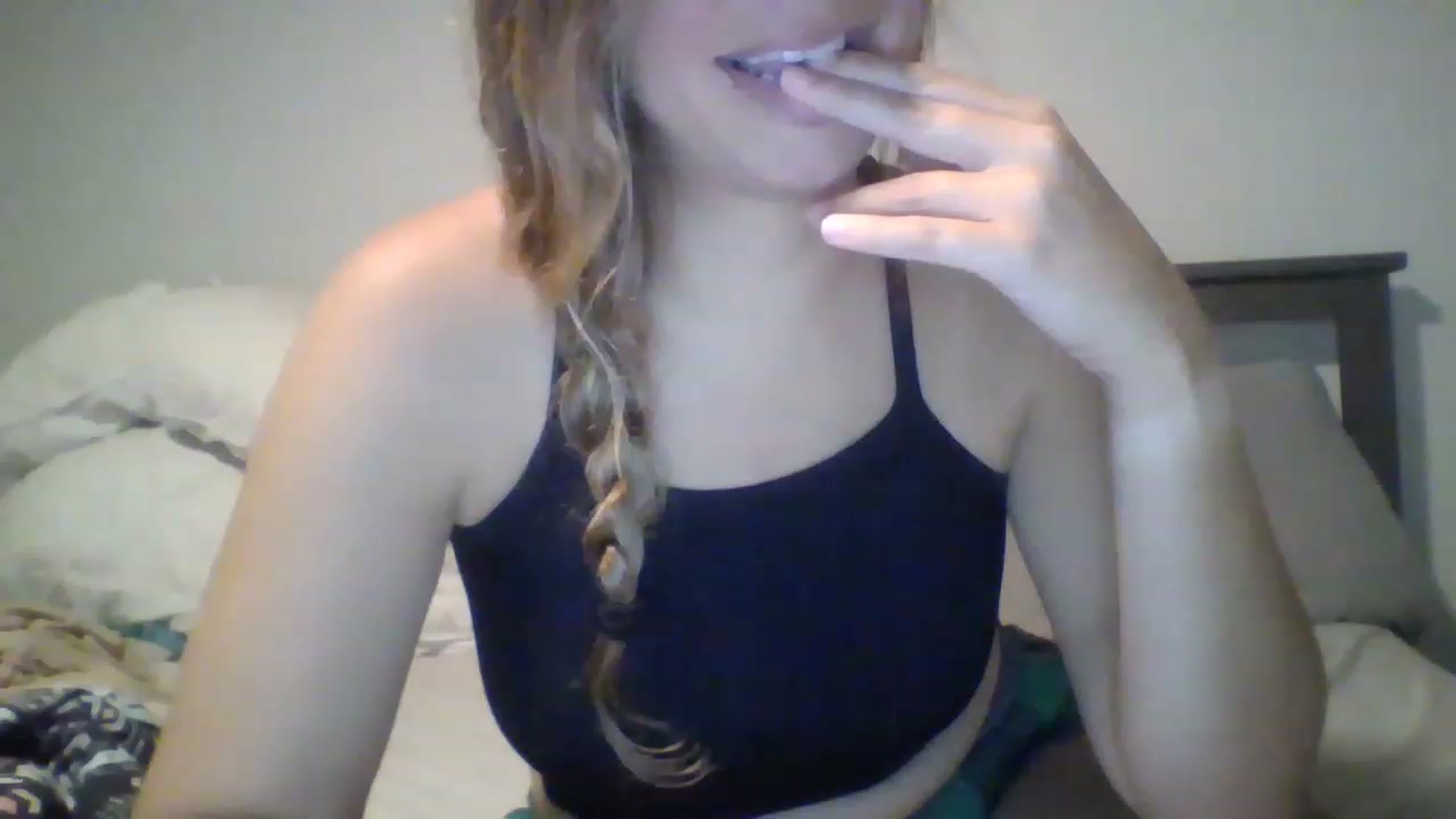 Gallery image thumbnail from Taytaybae27's myfreecams stream on, 05/10/2023, 05:59 image 12 of 20