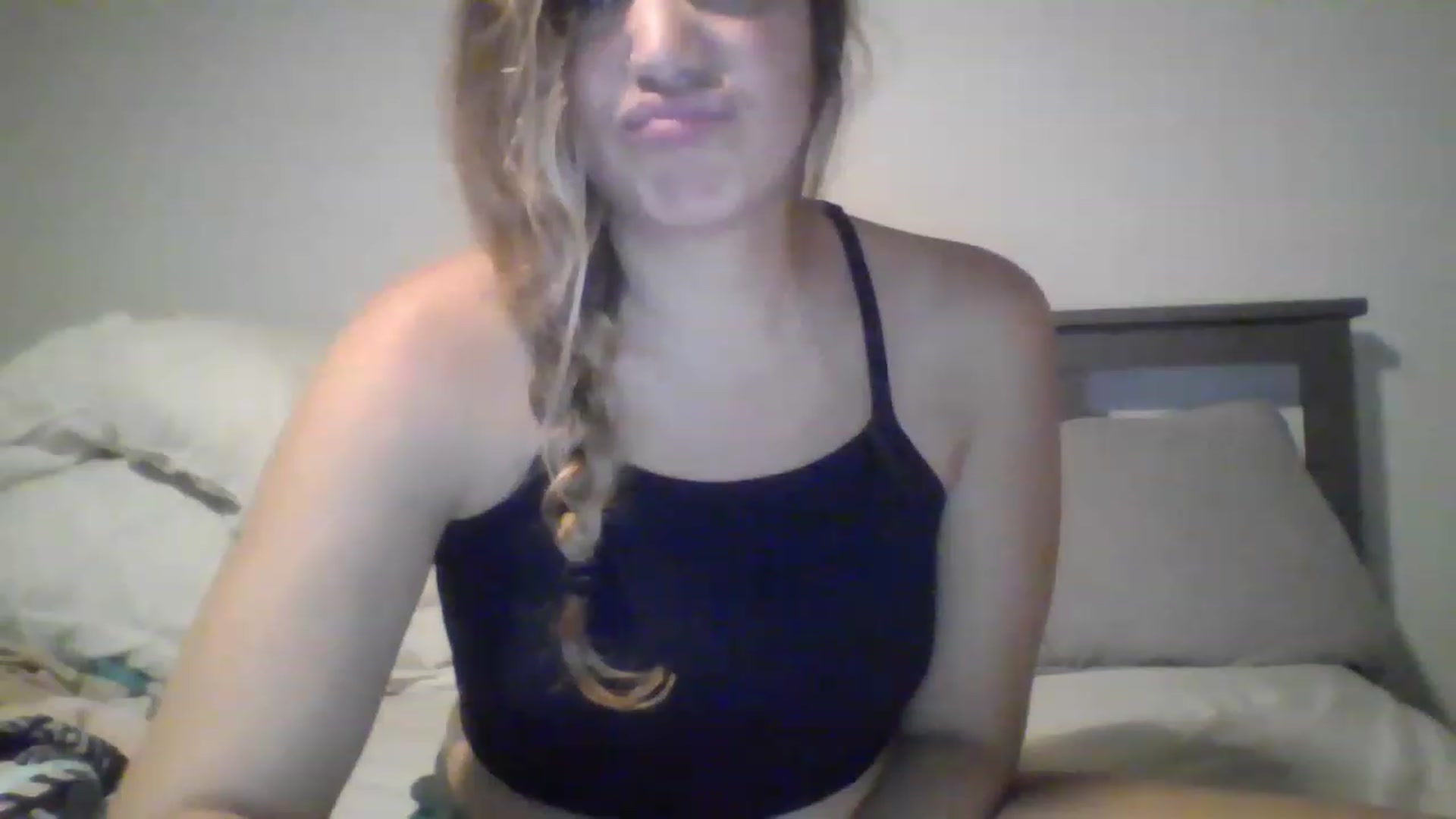 Gallery image thumbnail from Taytaybae27's myfreecams stream on, 05/10/2023, 05:59 image 17 of 20