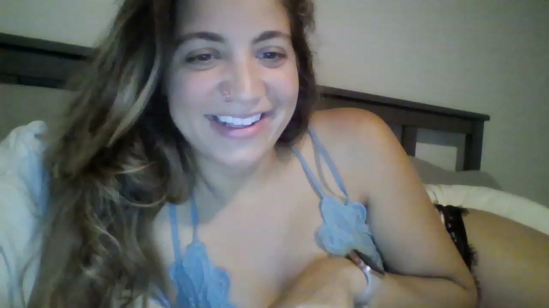 Gallery image thumbnail from Taytaybae27's myfreecams stream on, 05/17/2023, 02:41 image 11 of 20