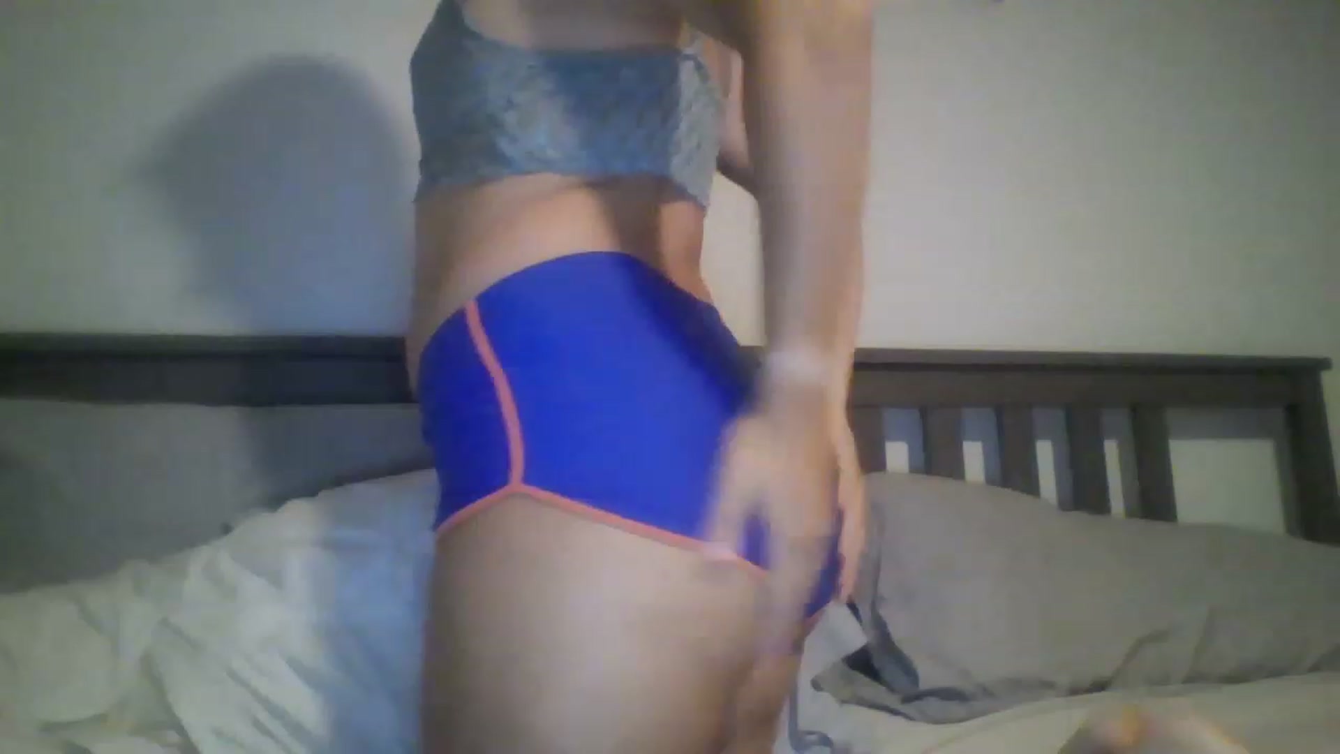 Gallery image thumbnail from Taytaybae27's myfreecams stream on, 05/22/2023, 04:43 image 2 of 20