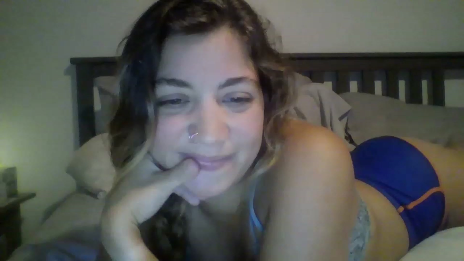 Gallery image thumbnail from Taytaybae27's myfreecams stream on, 05/22/2023, 04:43 image 17 of 20