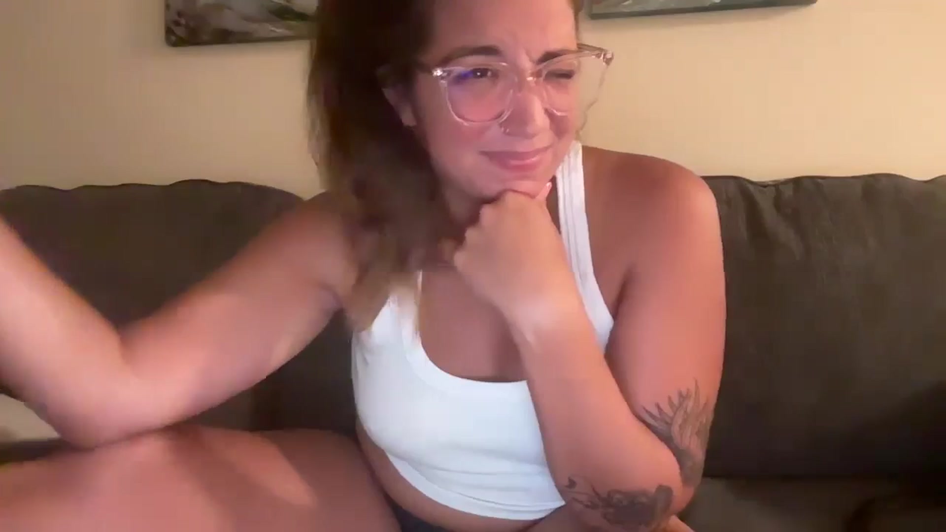 Gallery image thumbnail from Taytaybae27's myfreecams stream on, 09/02/2024, 02:48 image 4 of 20