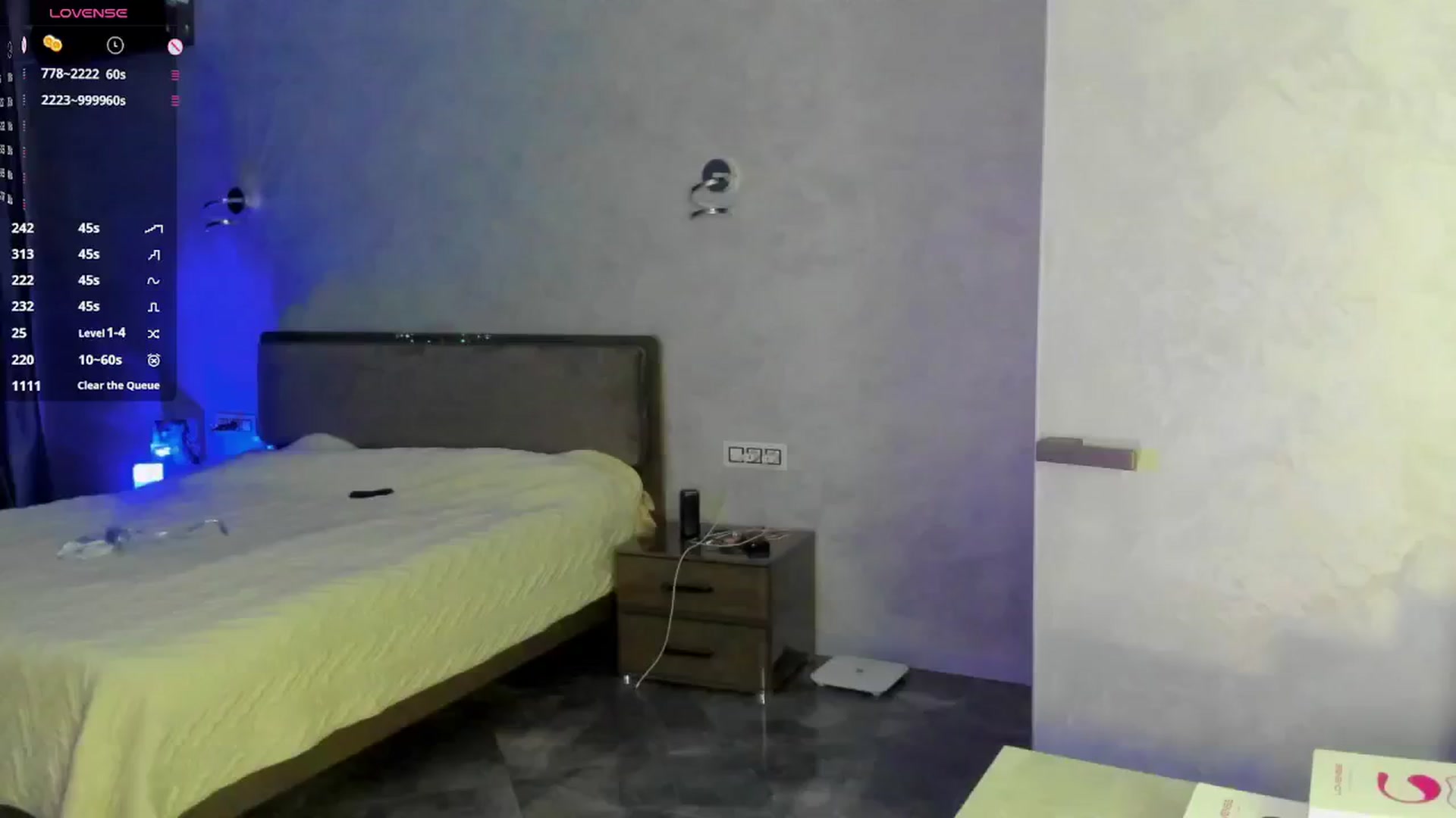 Gallery image thumbnail from TeAmoK's myfreecams stream on, 12/23/2024, 22:58 image 10 of 20