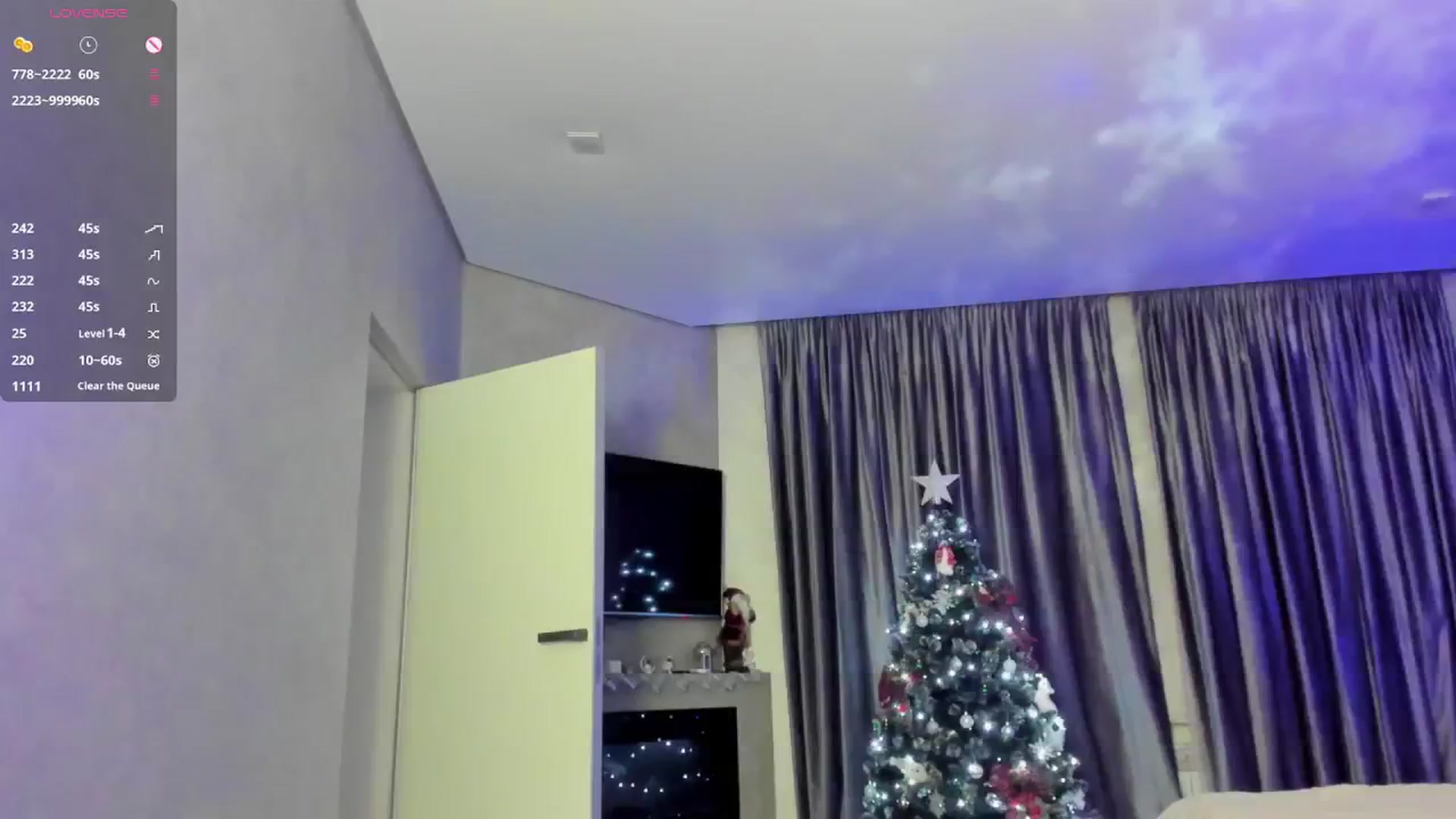 Gallery image thumbnail from TeAmoK's myfreecams stream on, 12/24/2024, 20:31 image 7 of 20