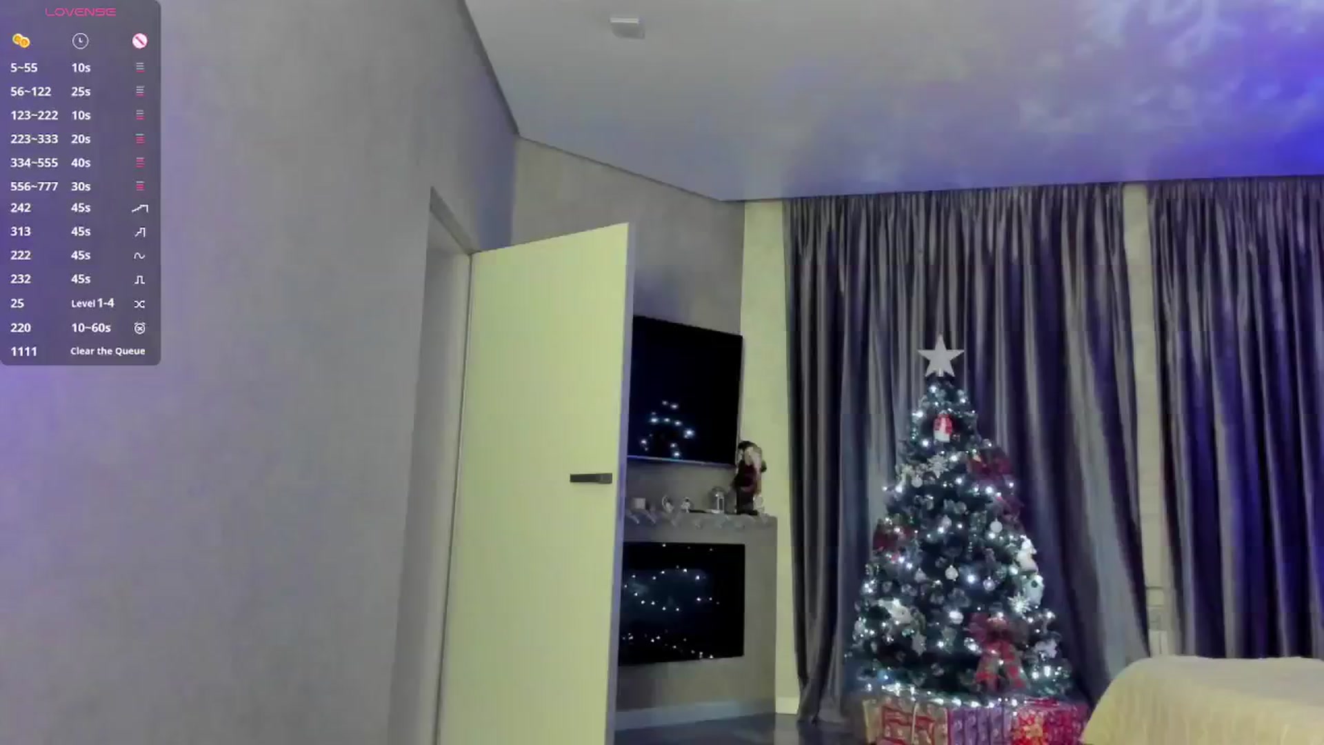 Gallery image thumbnail from TeAmoK's myfreecams stream on, 12/24/2024, 20:31 image 13 of 20