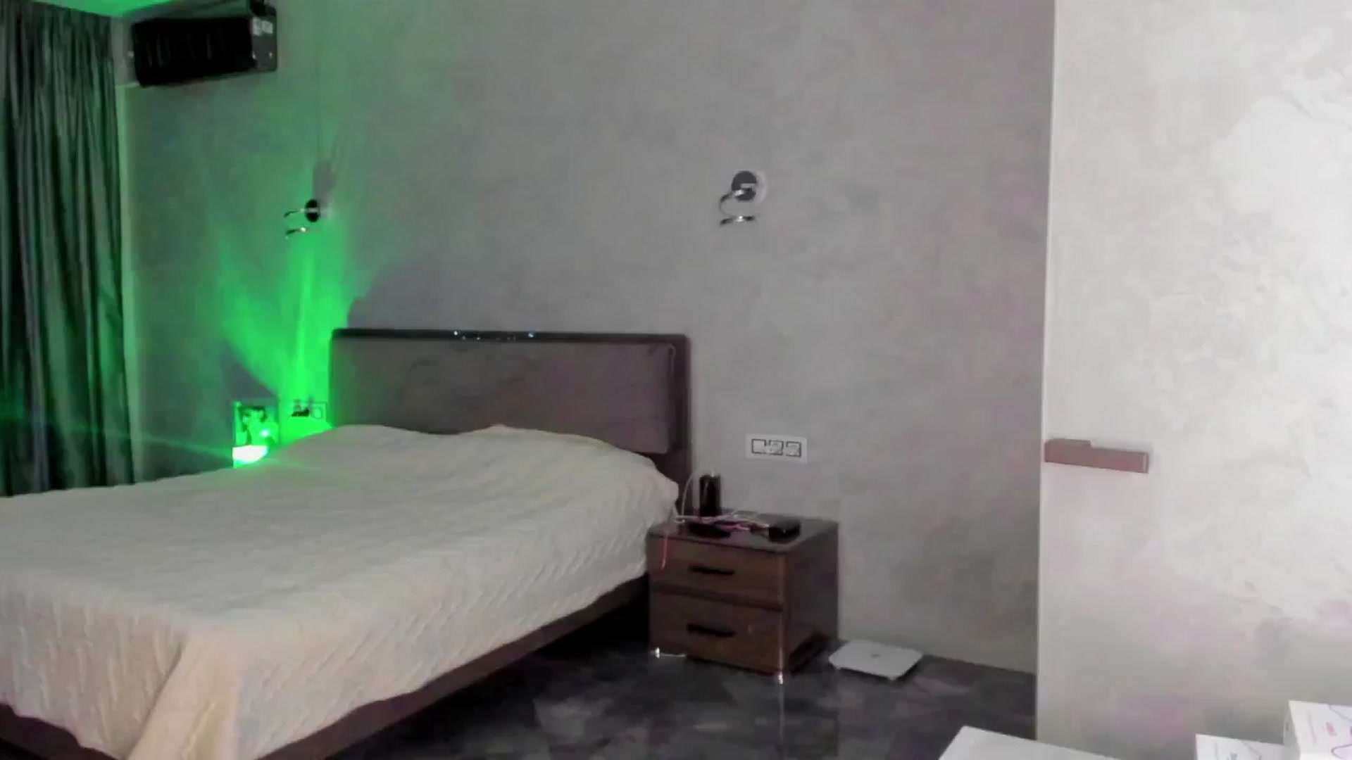 Gallery image thumbnail from TeAmoK's myfreecams stream on, 12/26/2024, 20:50 image 4 of 20