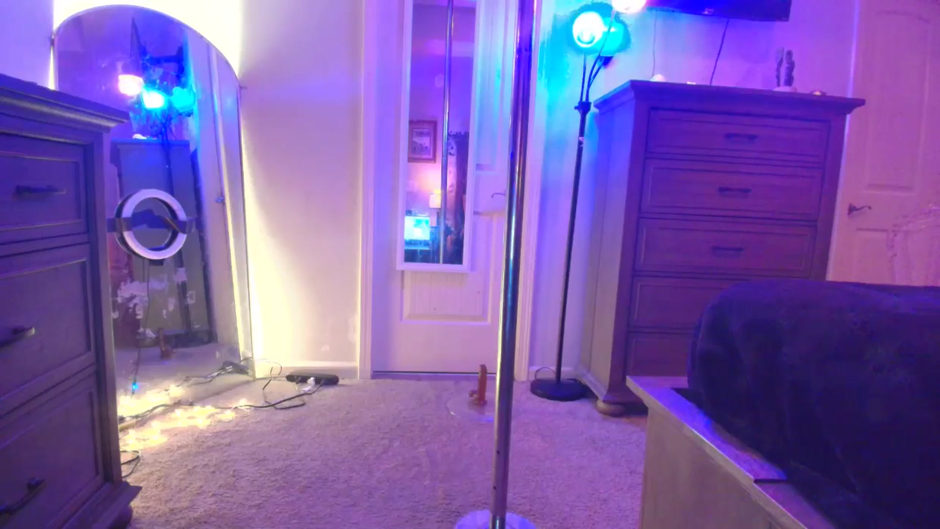 Gallery image thumbnail from TeXMilF's myfreecams stream on, 12/10/2025, 19:24 image 20 of 20