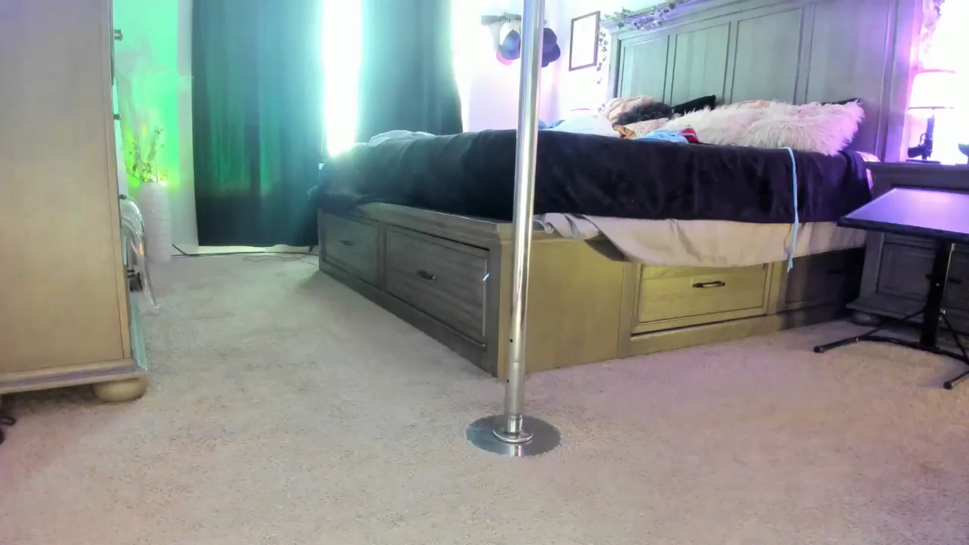 Gallery image thumbnail from TeXxxx's myfreecams stream on, 02/25/2025, 18:56 image 7 of 20
