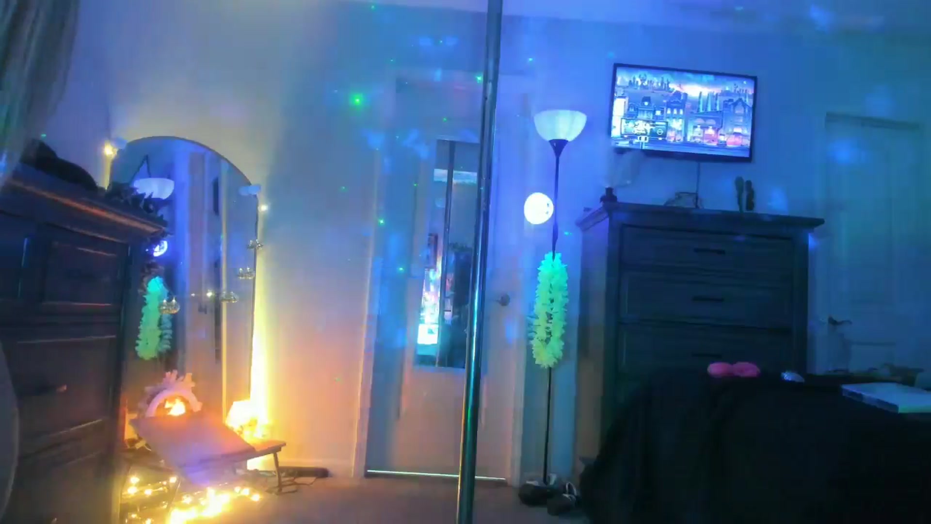 Gallery image thumbnail from TeXxxx's myfreecams stream on, 03/07/2025, 20:21 image 10 of 20