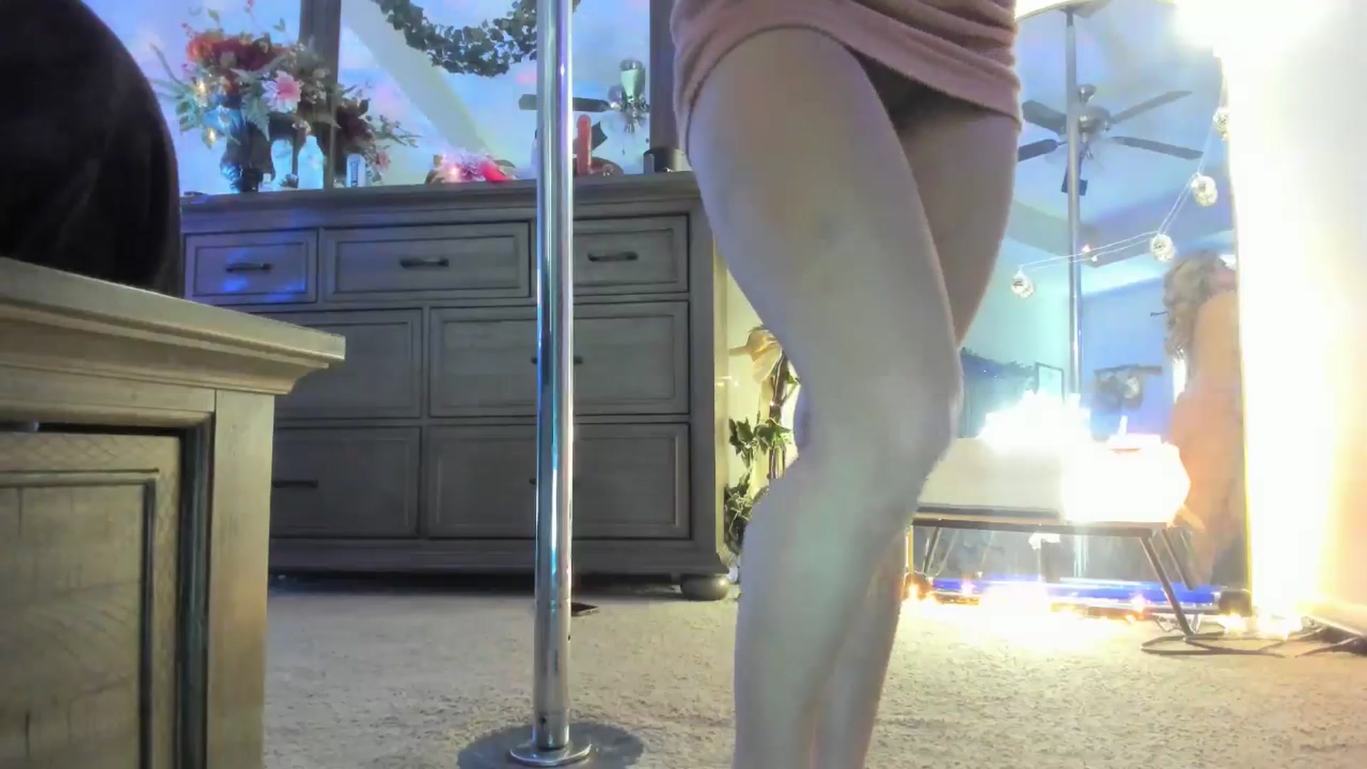 Gallery image thumbnail from TeXxxx's myfreecams stream on, 03/17/2025, 19:30 image 17 of 20