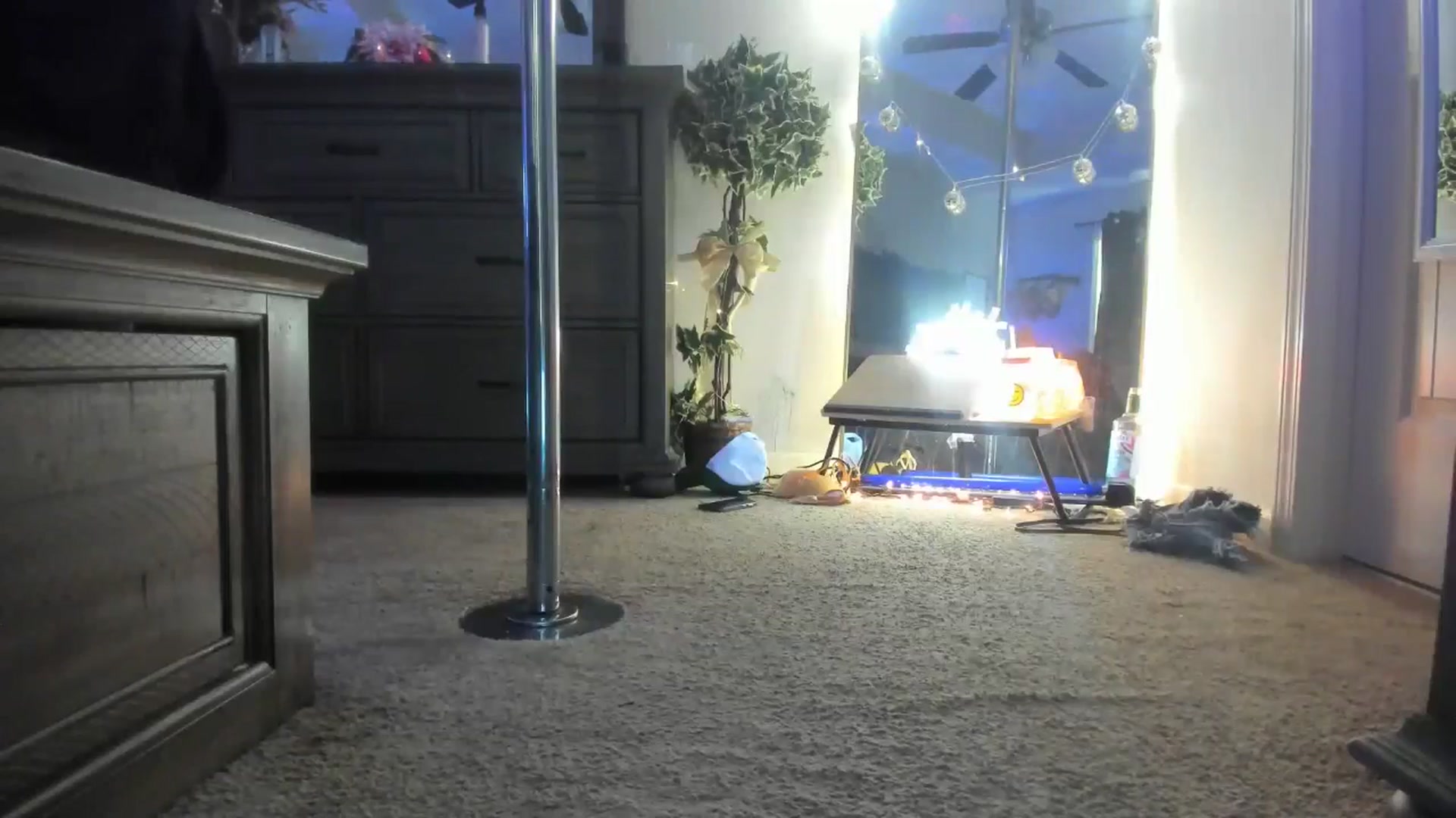 Gallery image thumbnail from TeXxxx's myfreecams stream on, 03/17/2025, 23:17 image 6 of 20