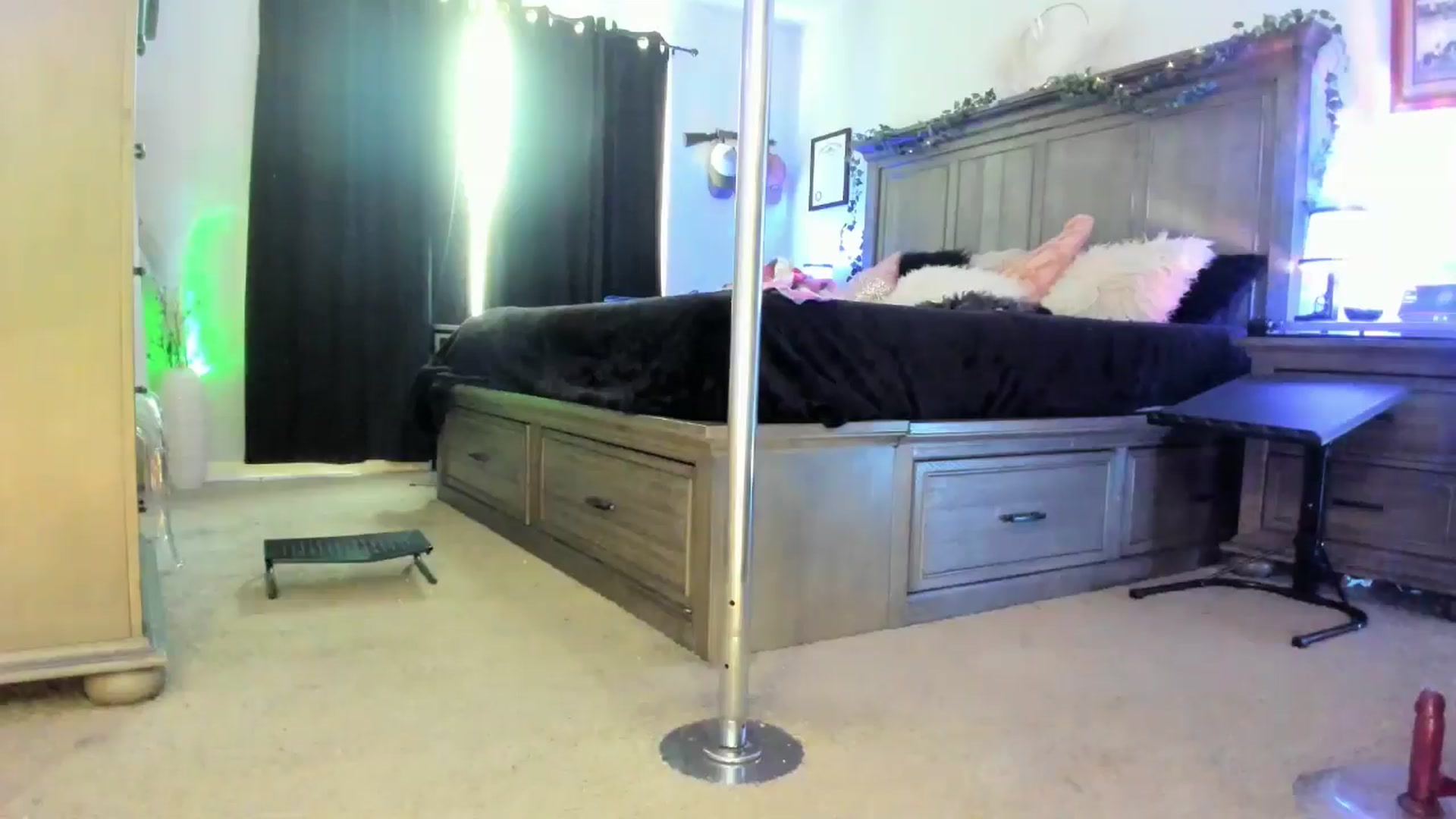 Gallery image thumbnail from TeXxxx's myfreecams stream on, 03/18/2025, 19:33 image 7 of 20